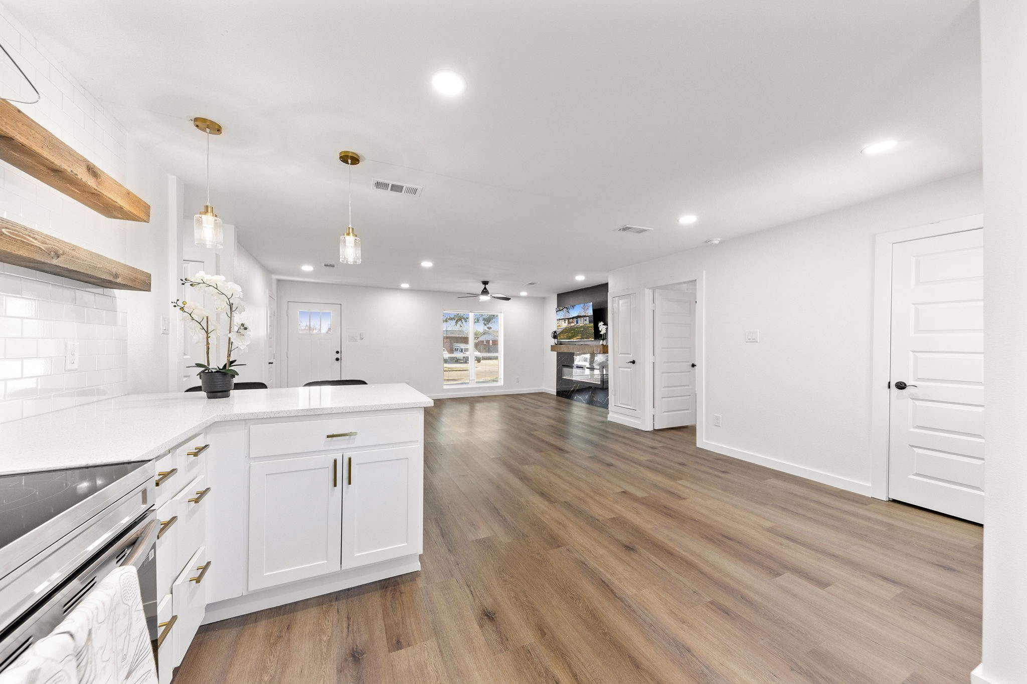 3227 Mayhew Drive