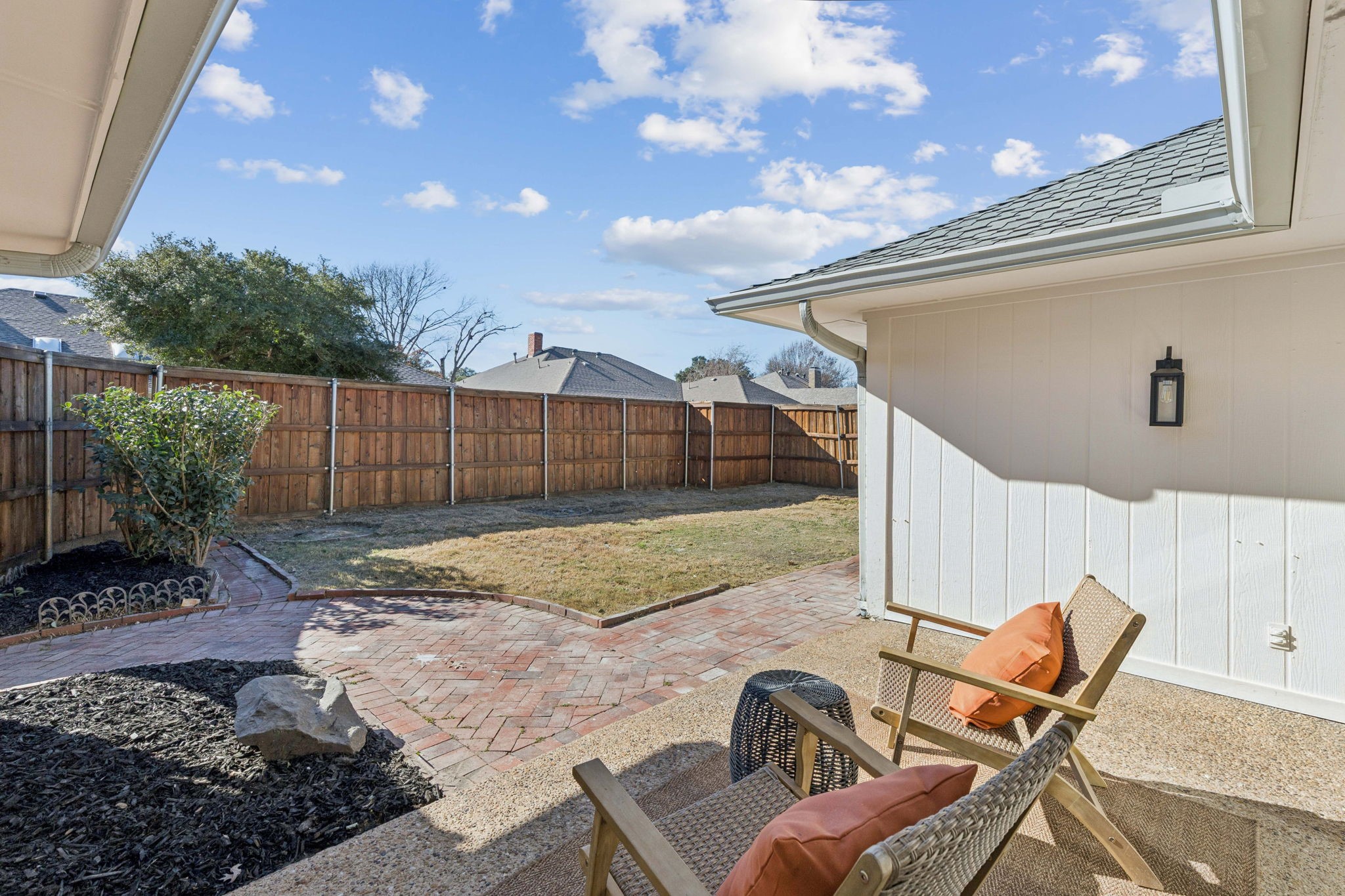 3312 Cross Bend Road
