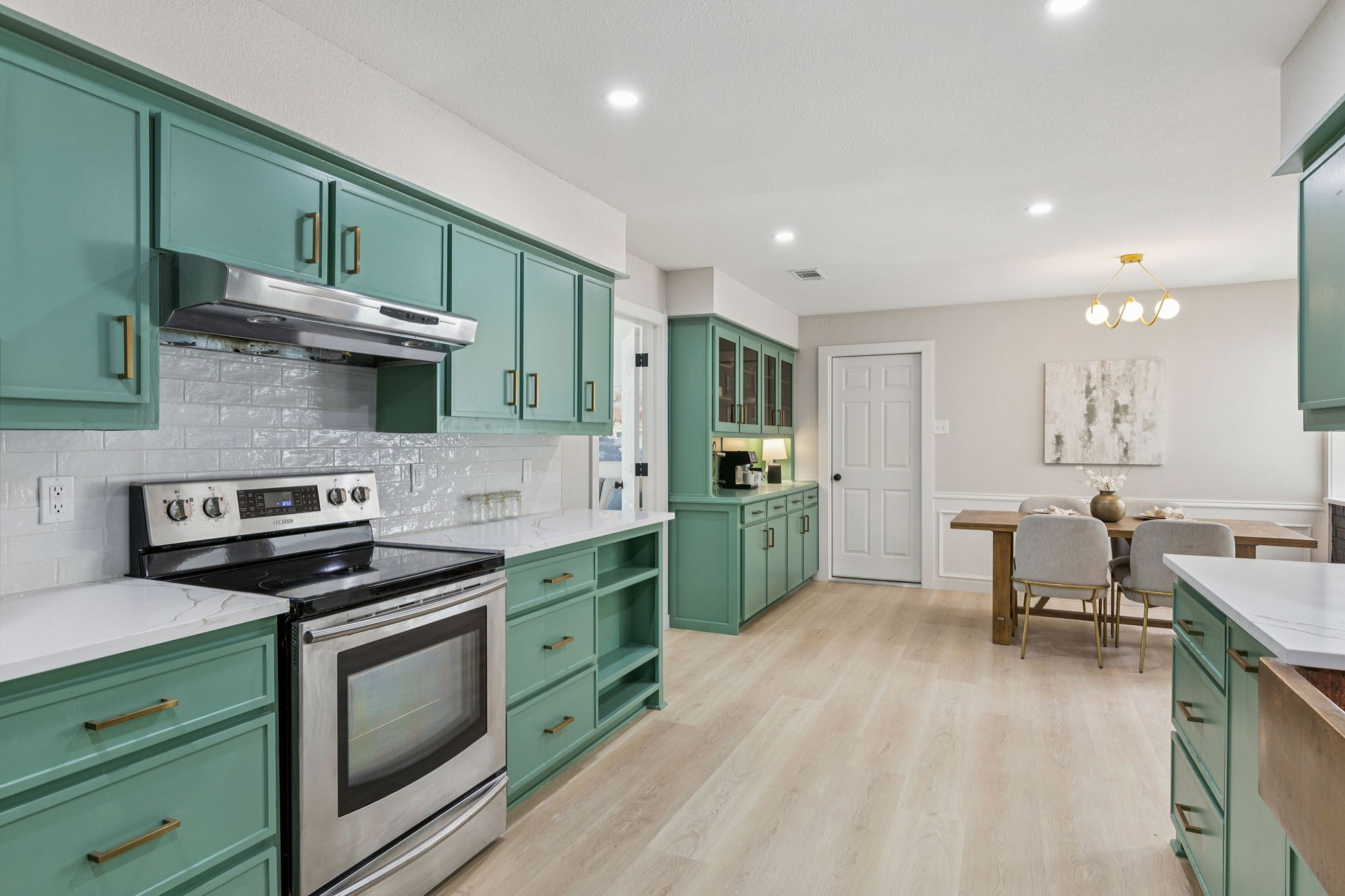 3312 Cross Bend Road