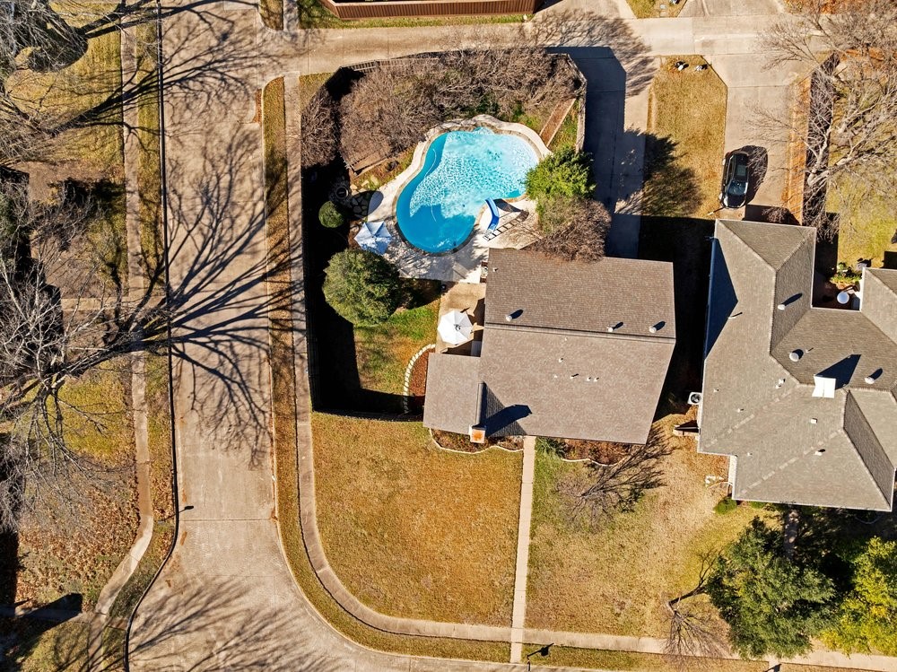 1515 Englecrest Drive