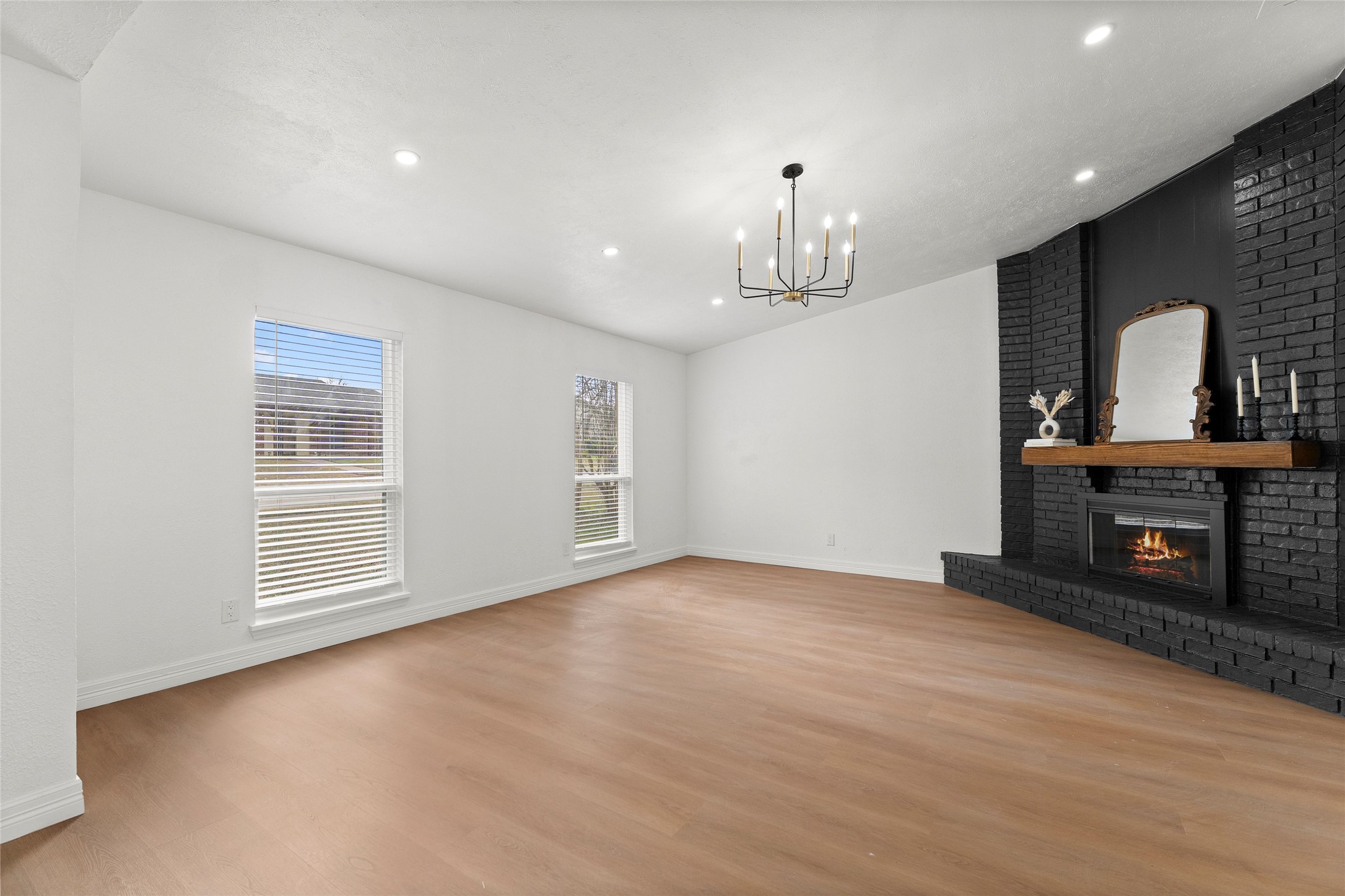 9641 Sophora Circle