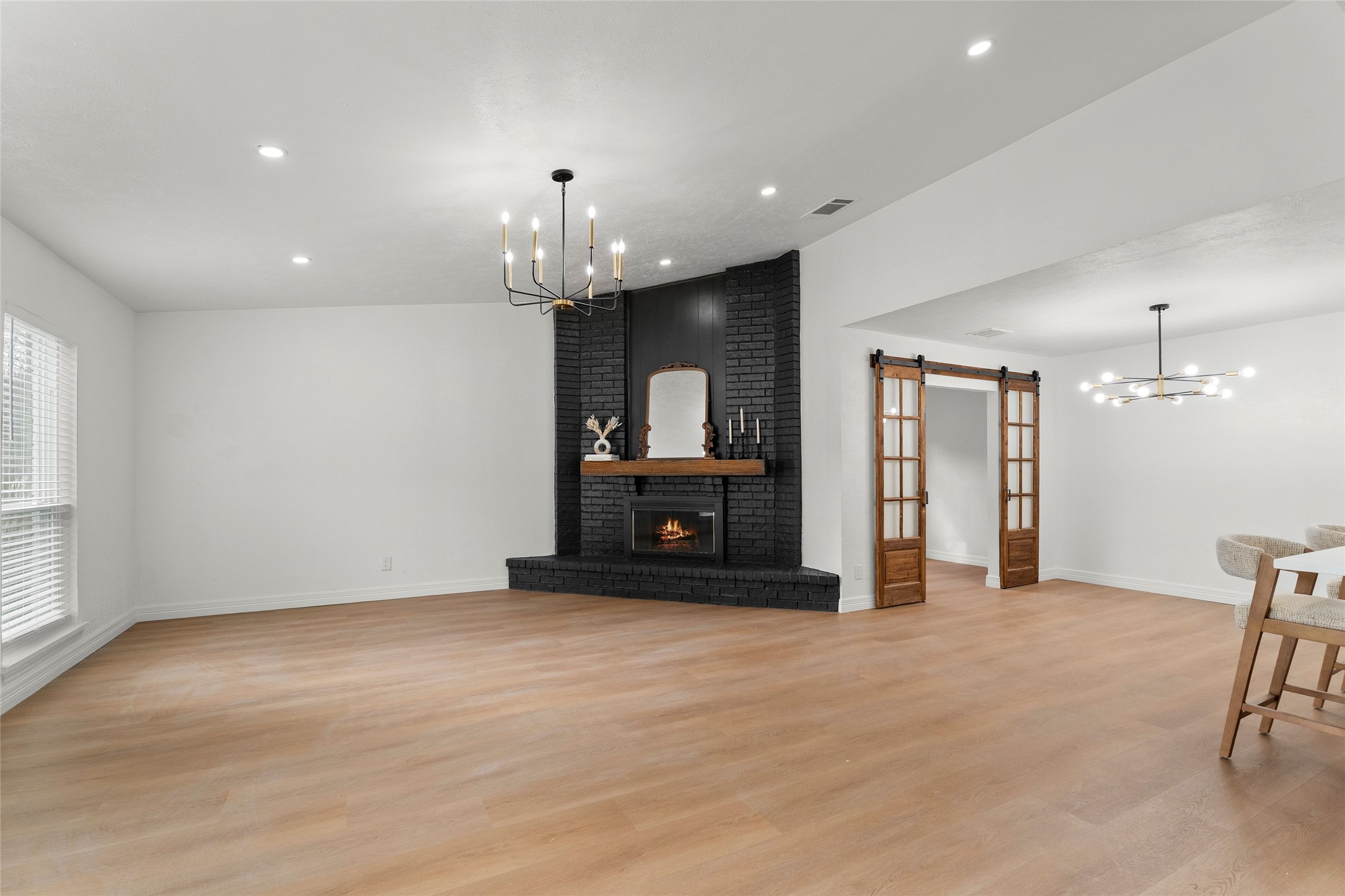 9641 Sophora Circle