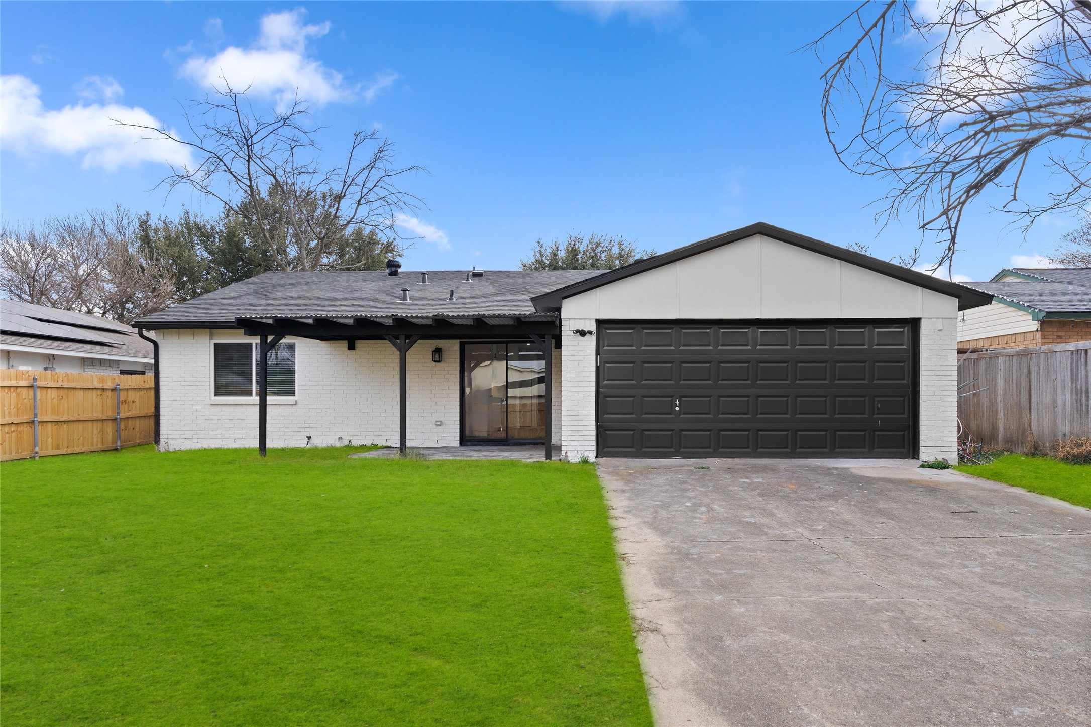 9641 Sophora Circle