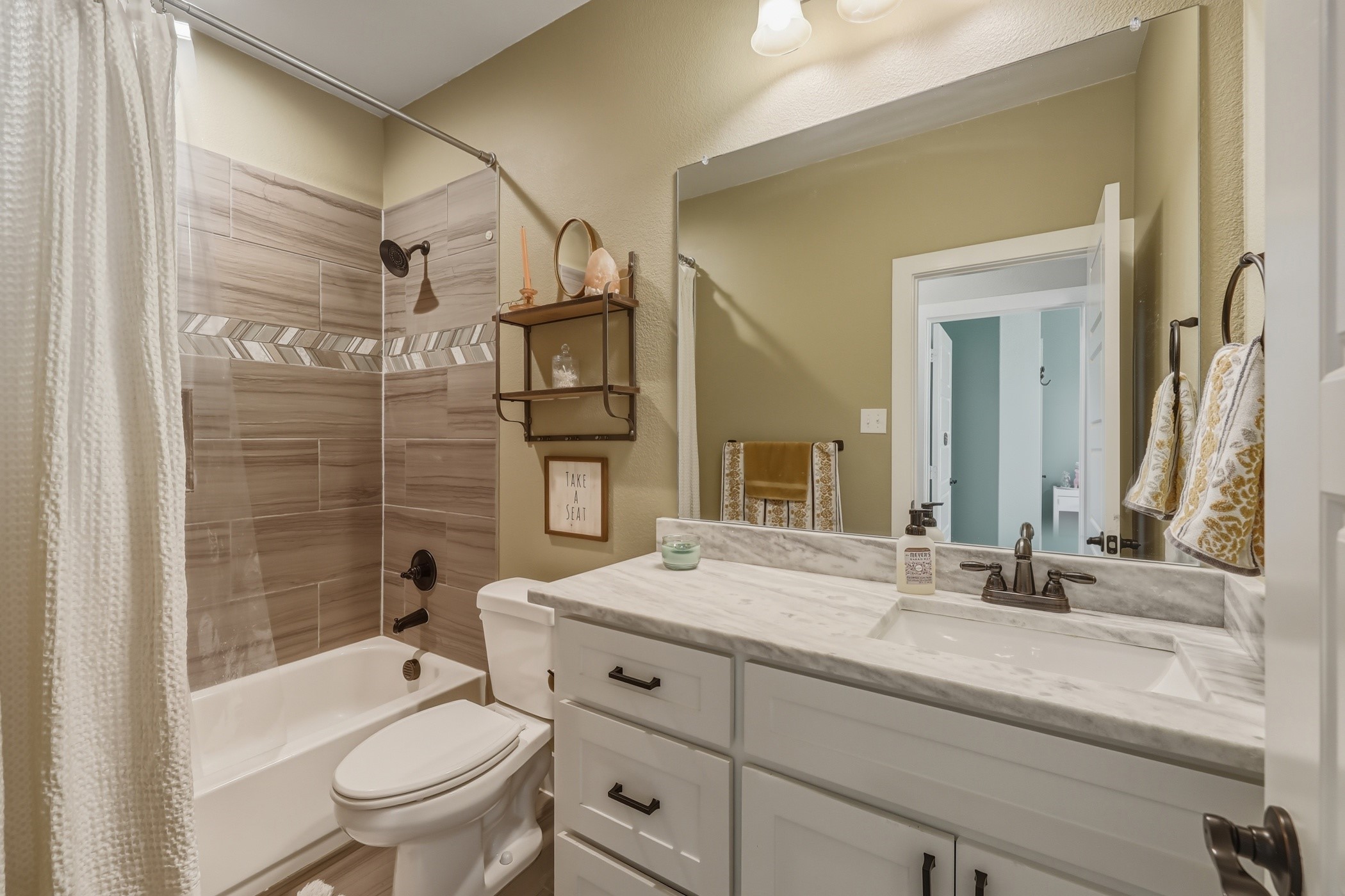6579 Oak Ridge Court