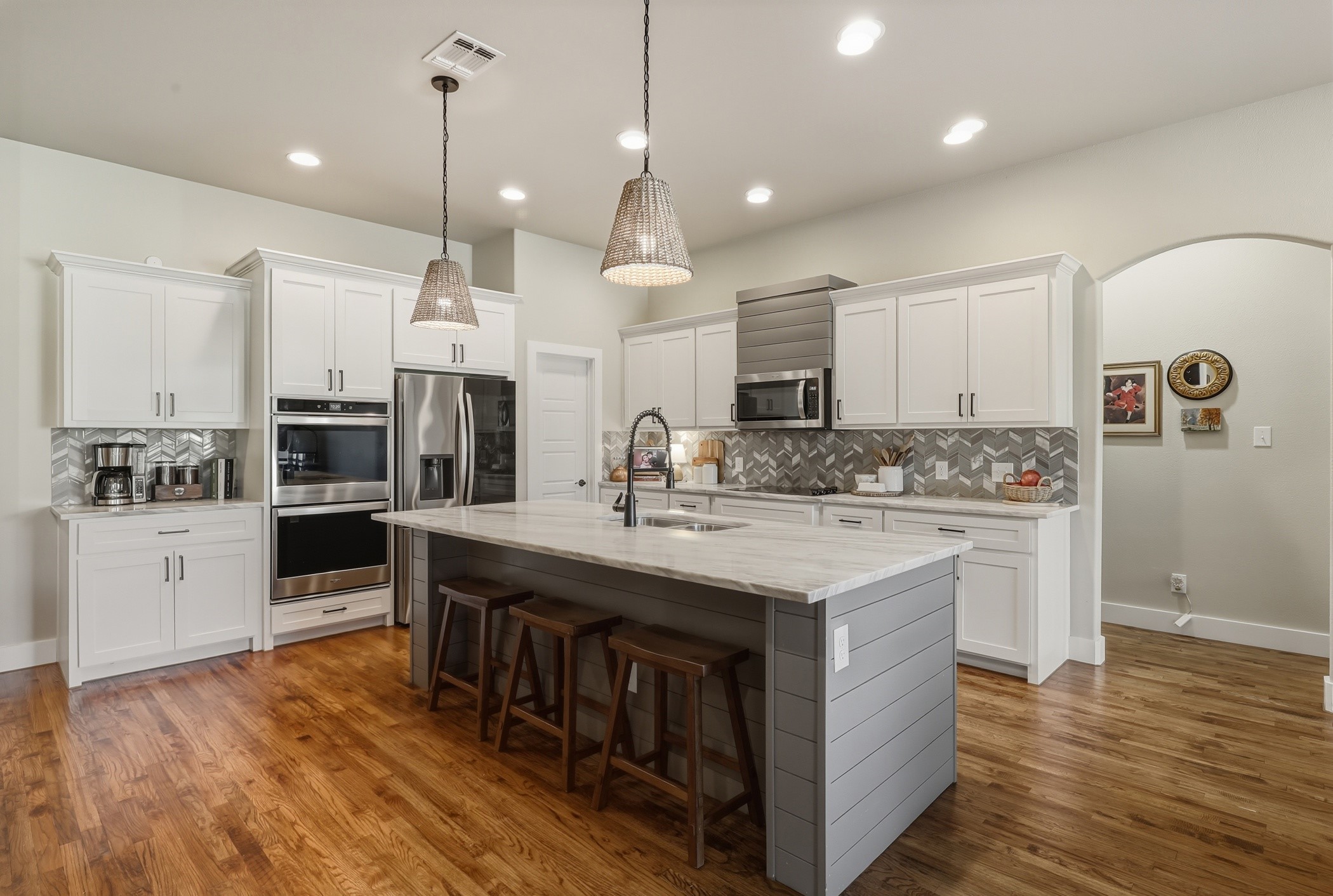 6579 Oak Ridge Court