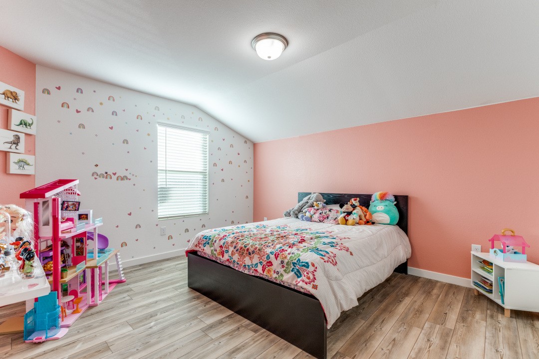 14033 Gaskin Street