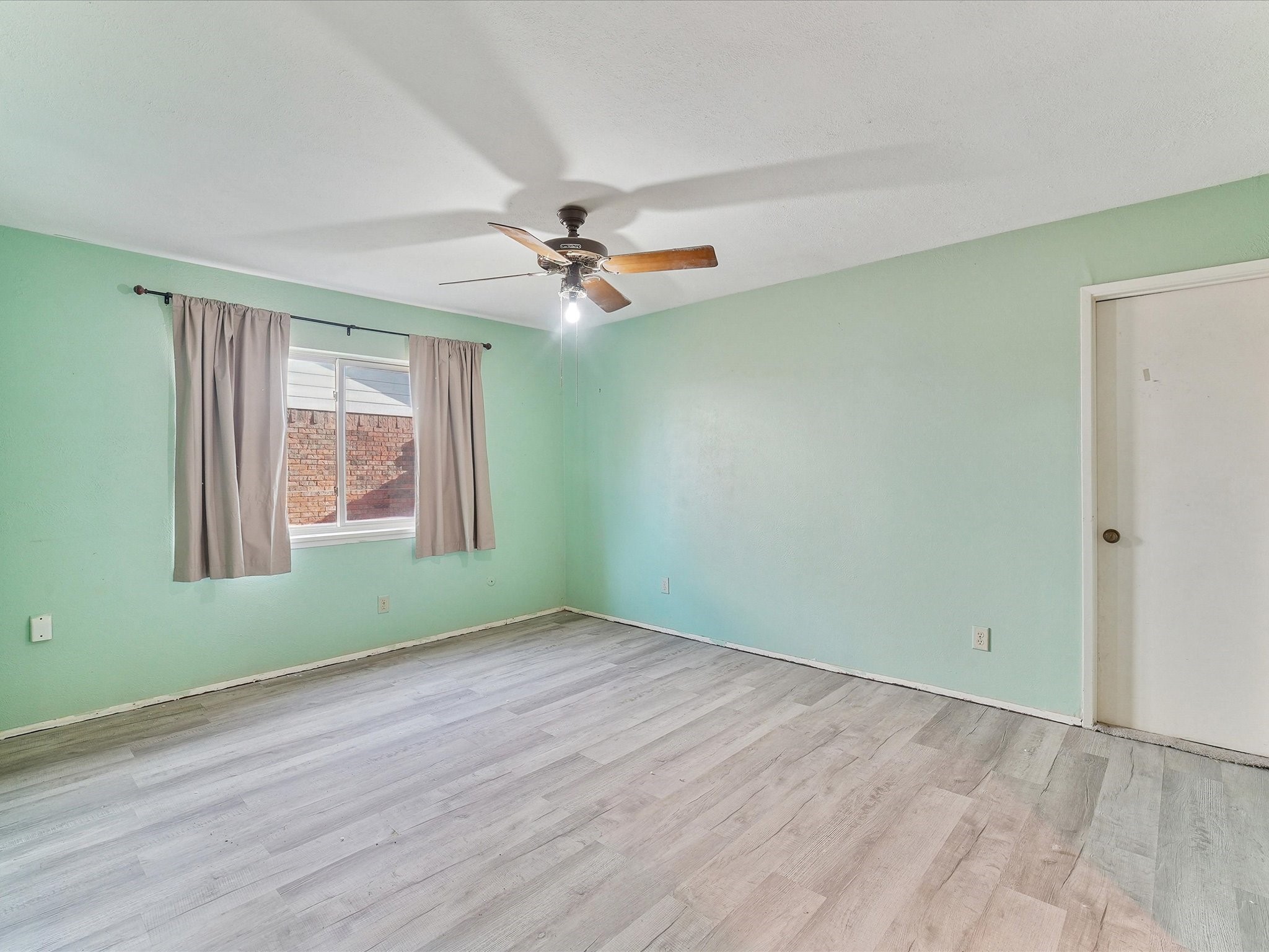 4316 Woodbluff Drive