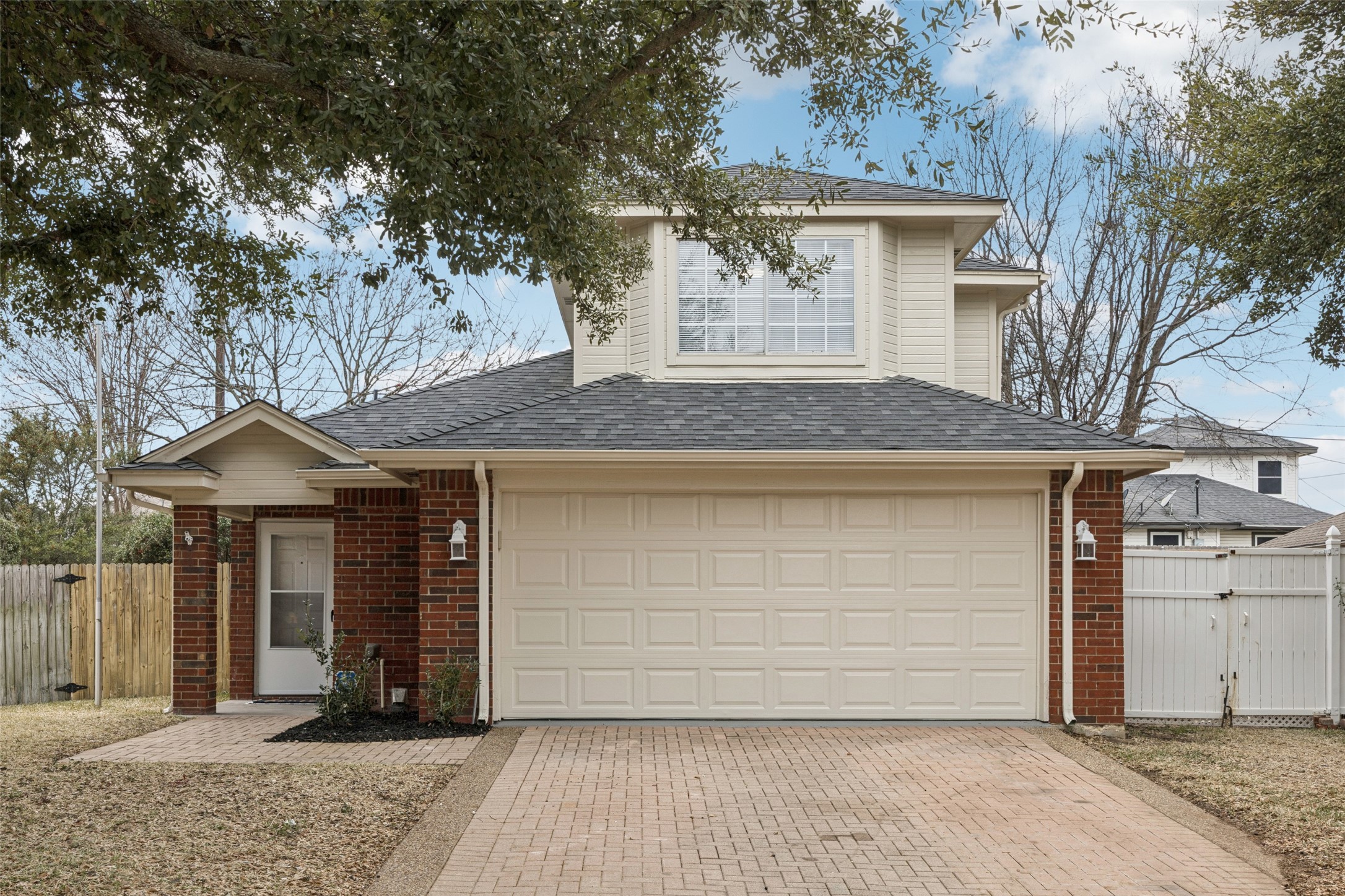 621 Renaissance Place