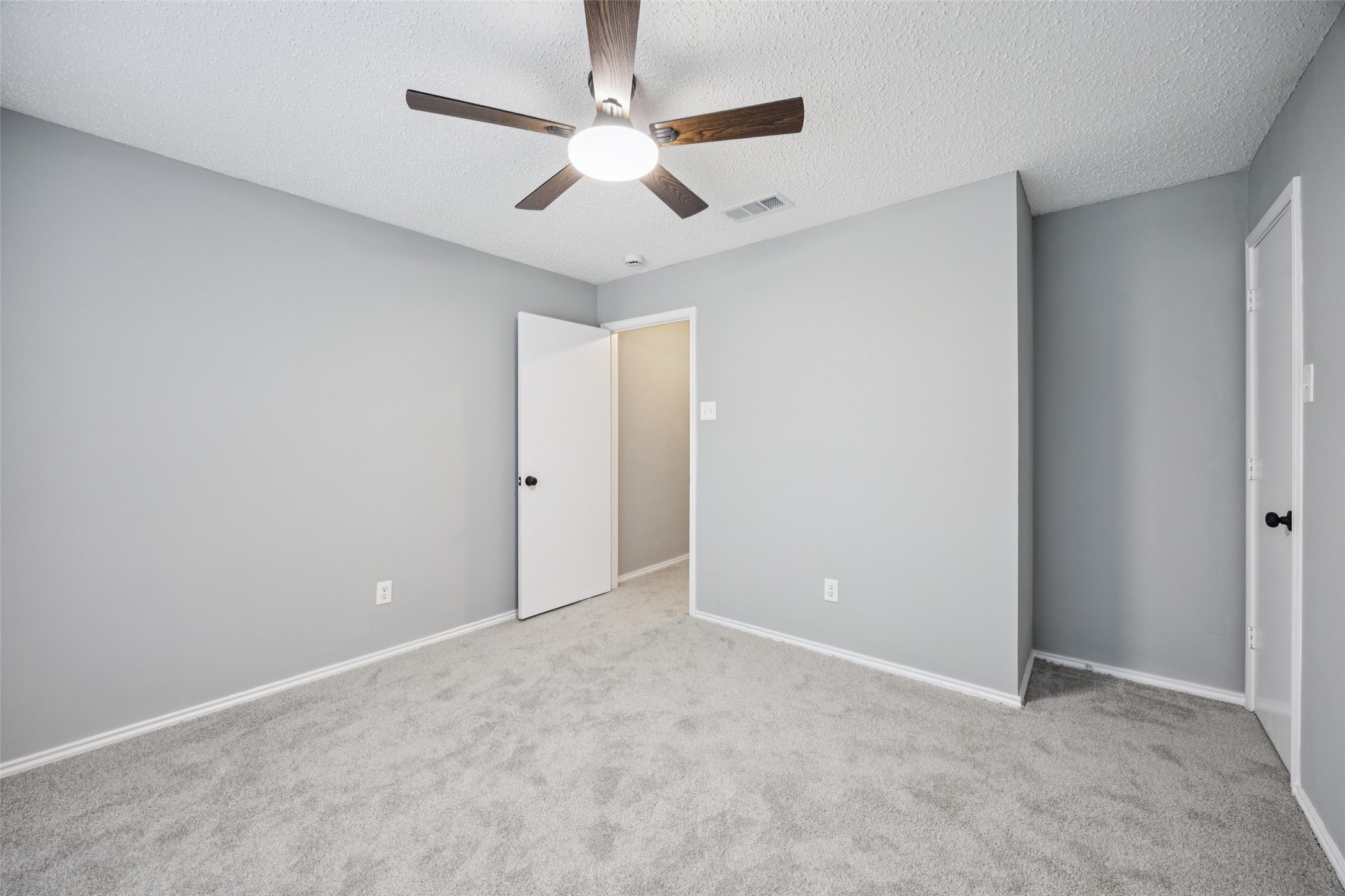 621 Renaissance Place
