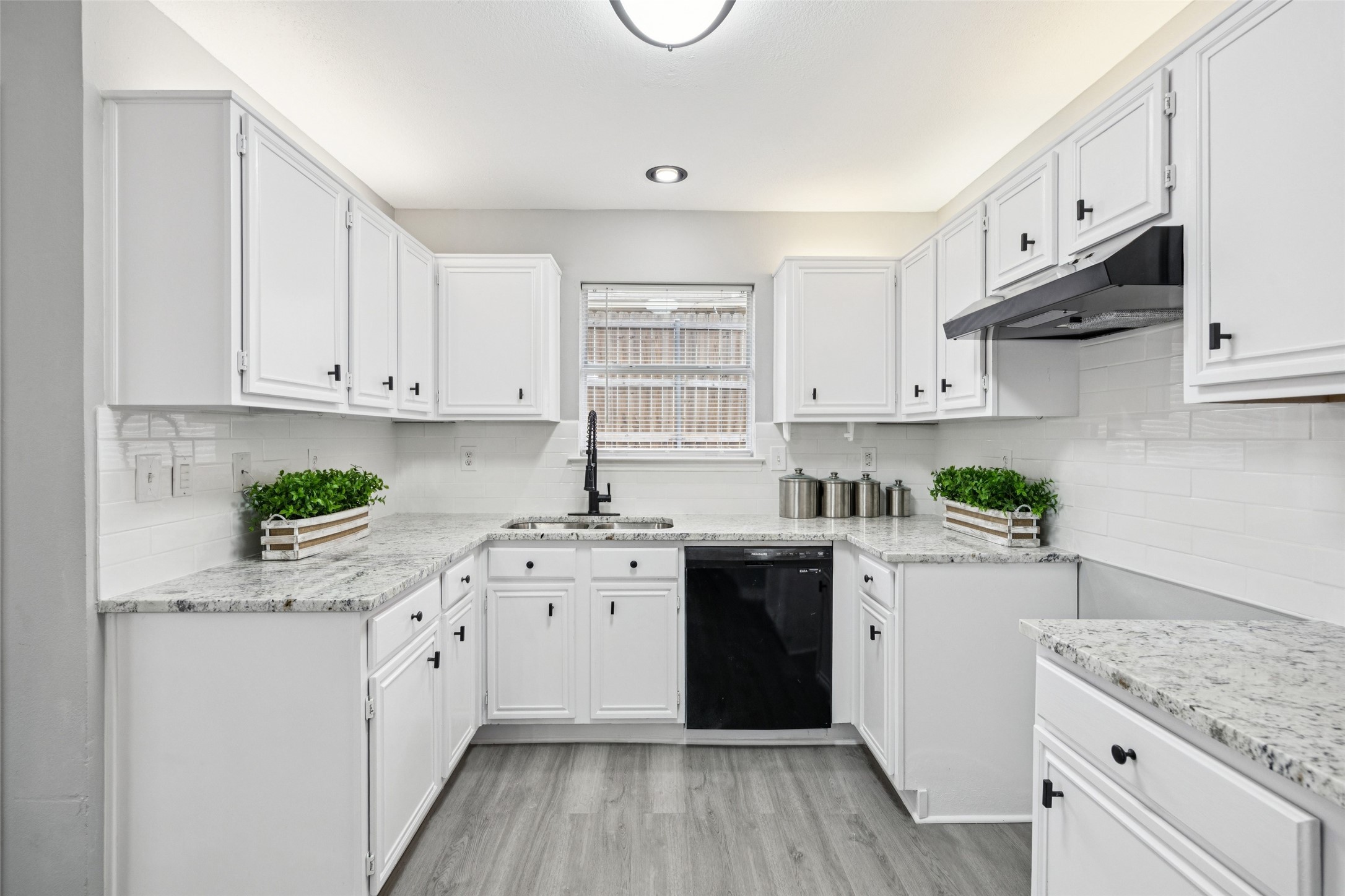 621 Renaissance Place
