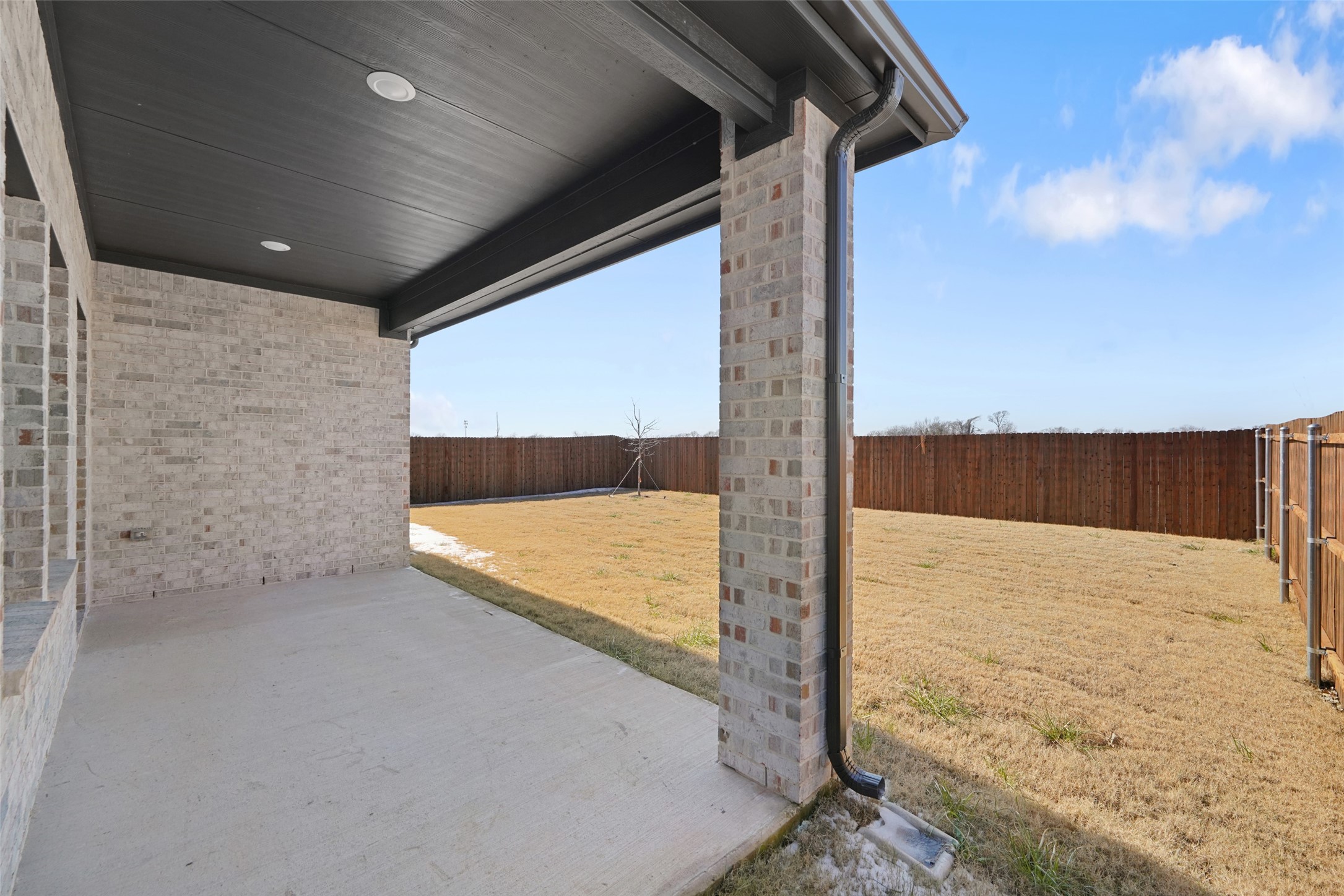 2228 Currents Road