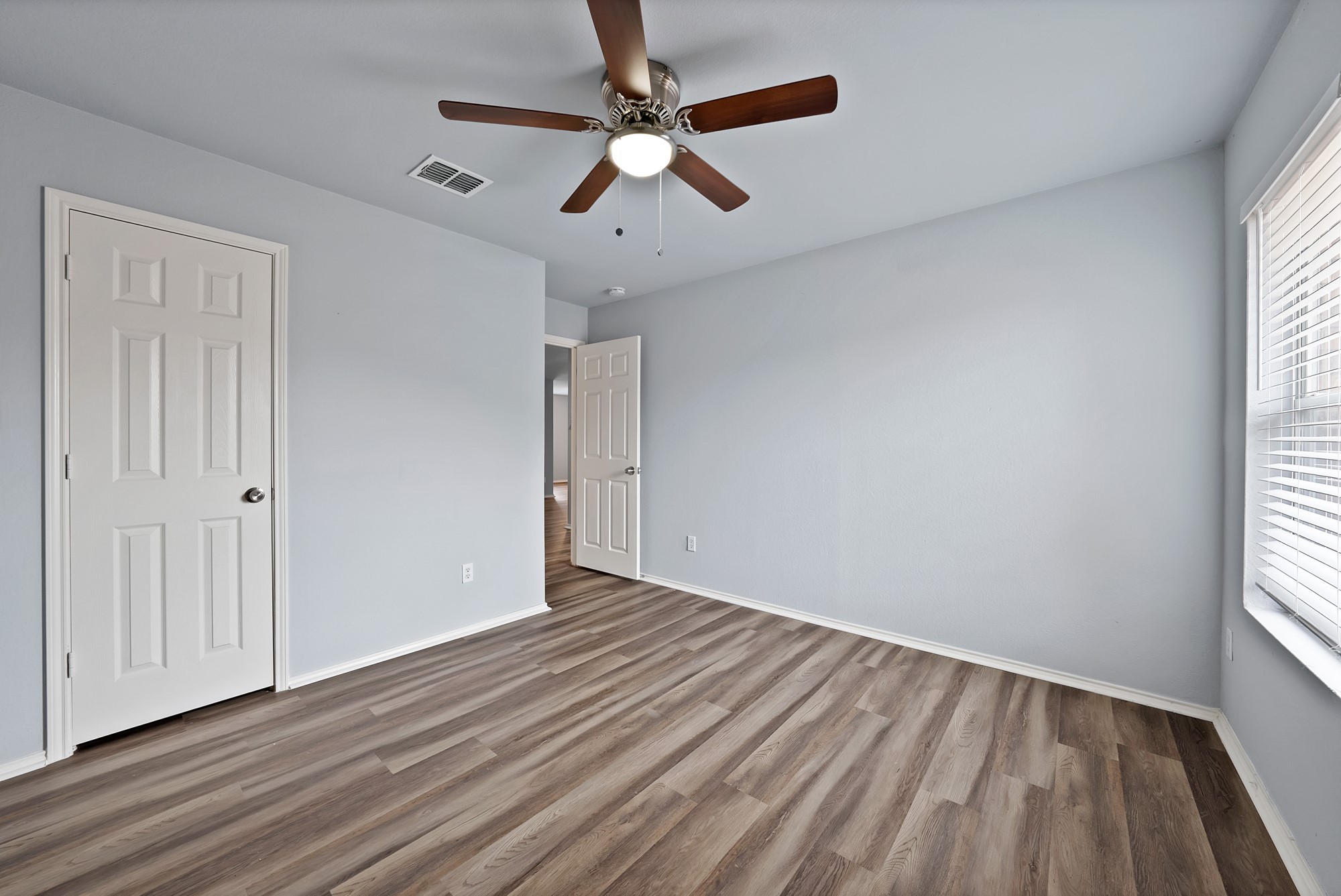 1401 Whitewater Drive