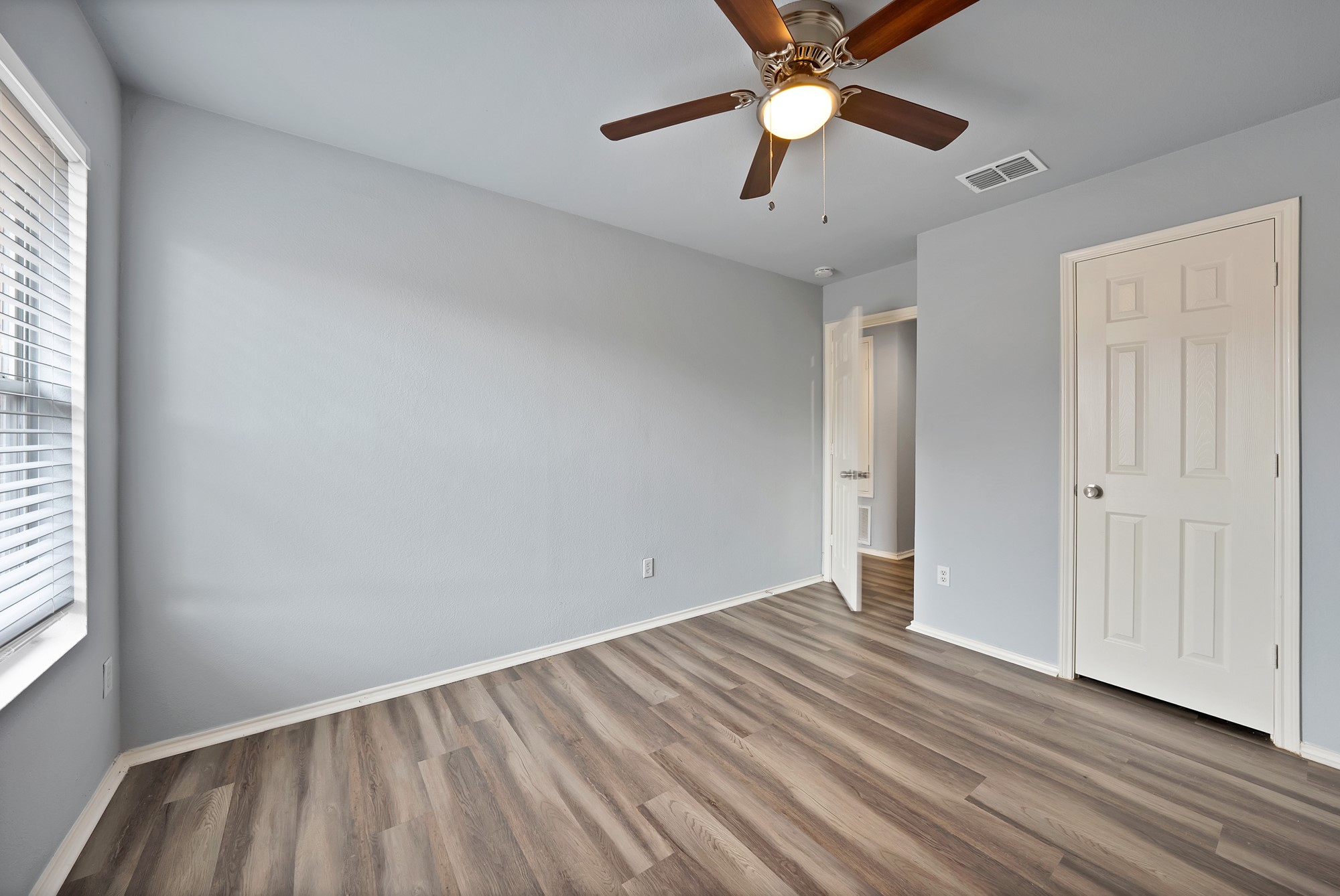 1401 Whitewater Drive