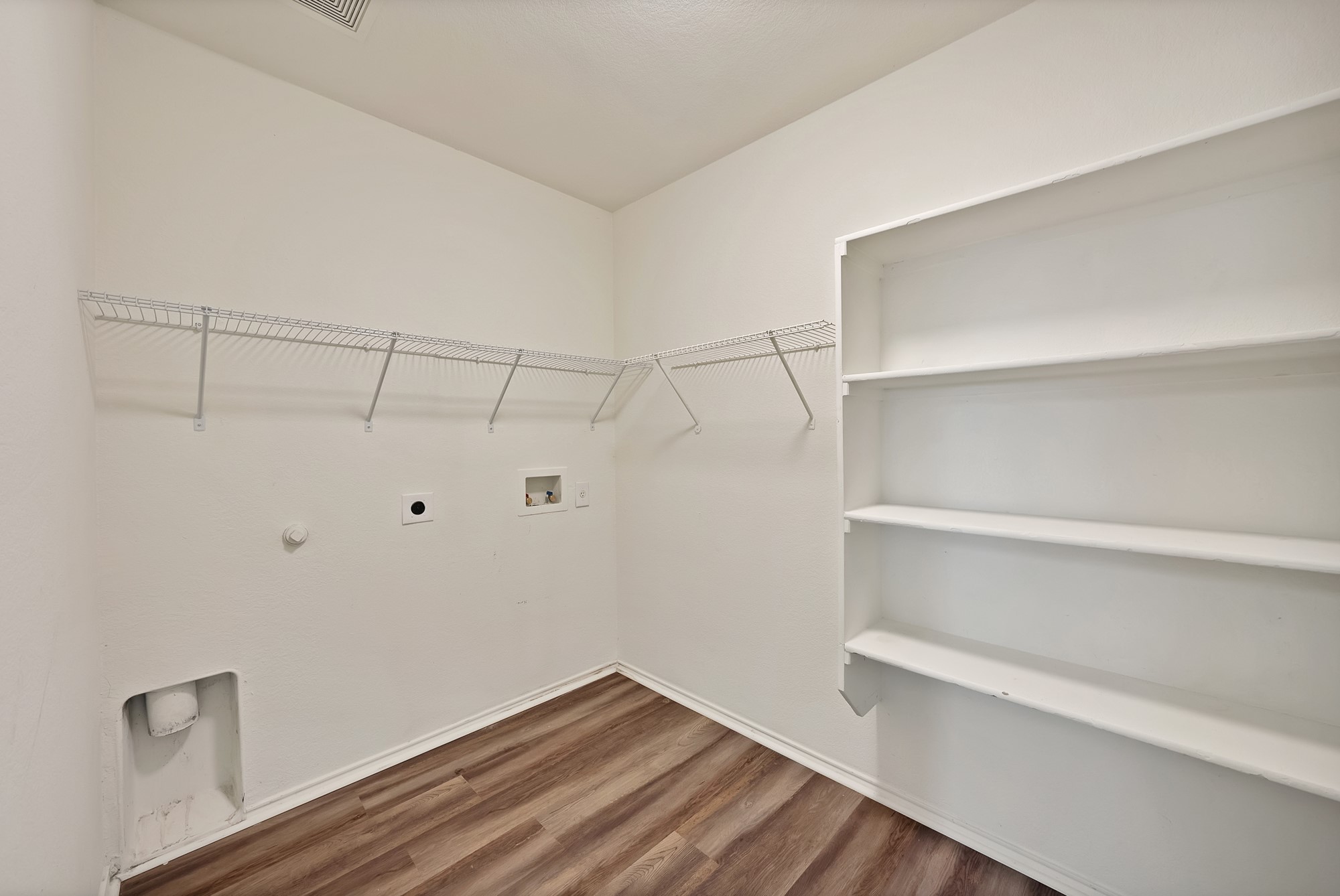 1401 Whitewater Drive