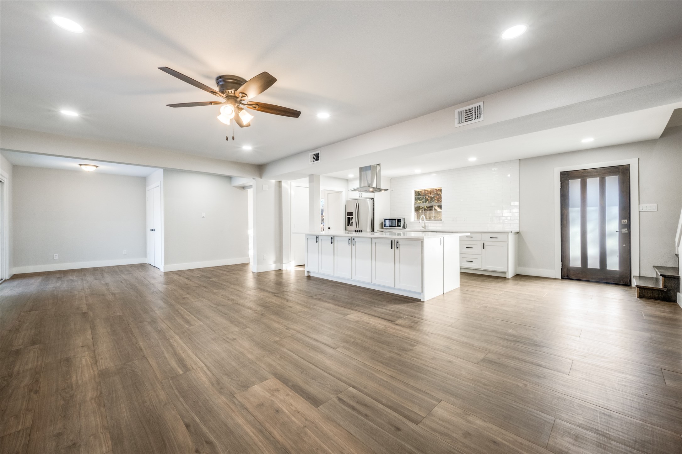 1929 N Lake Trail