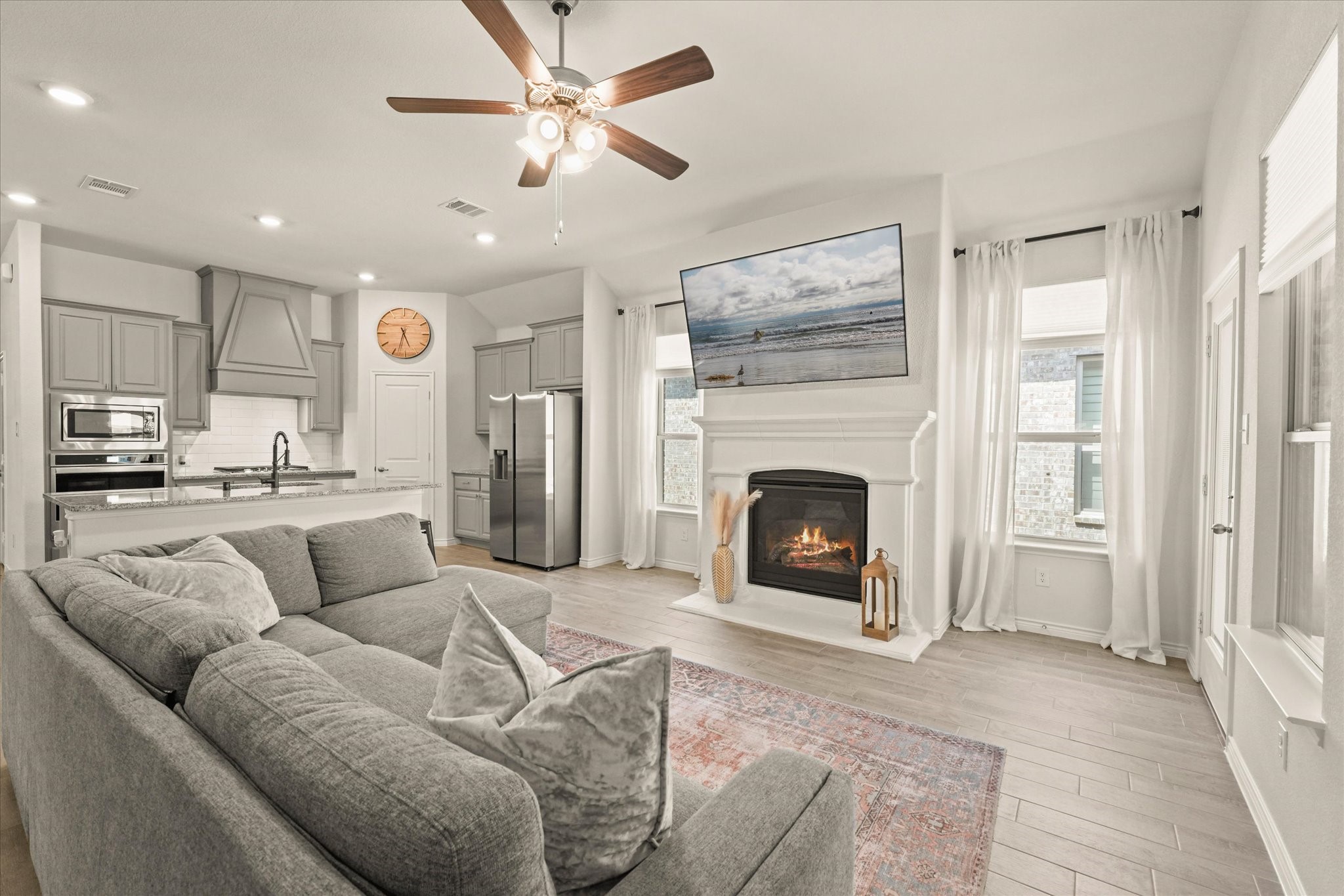 4096 Ellinger Drive
