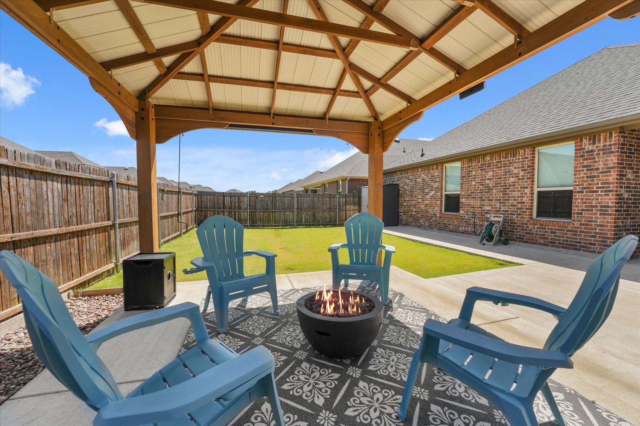 4096 Ellinger Drive