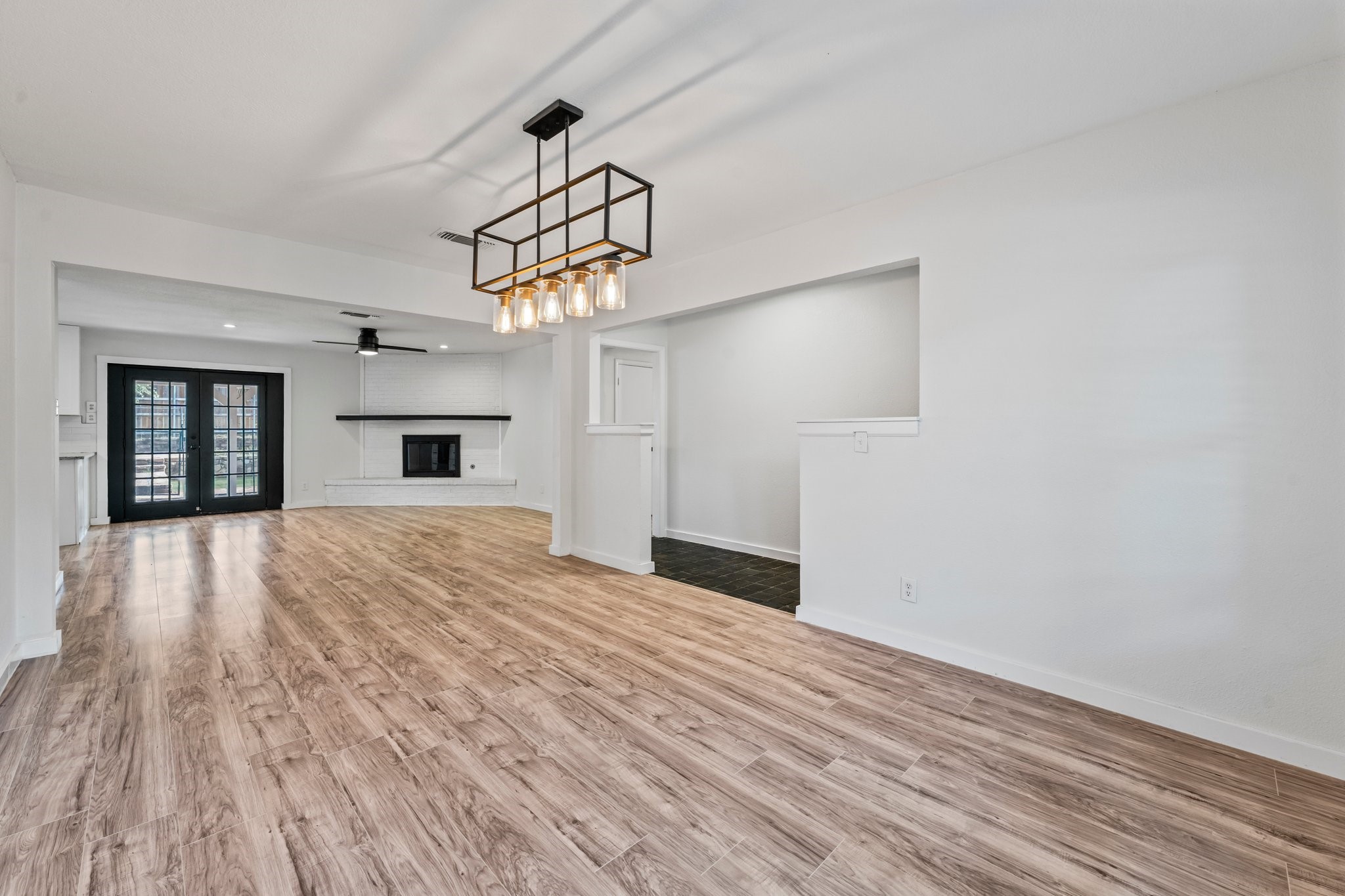 600 Circleview Drive N
