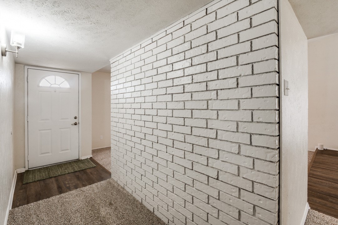 5220 Bartlett Drive
