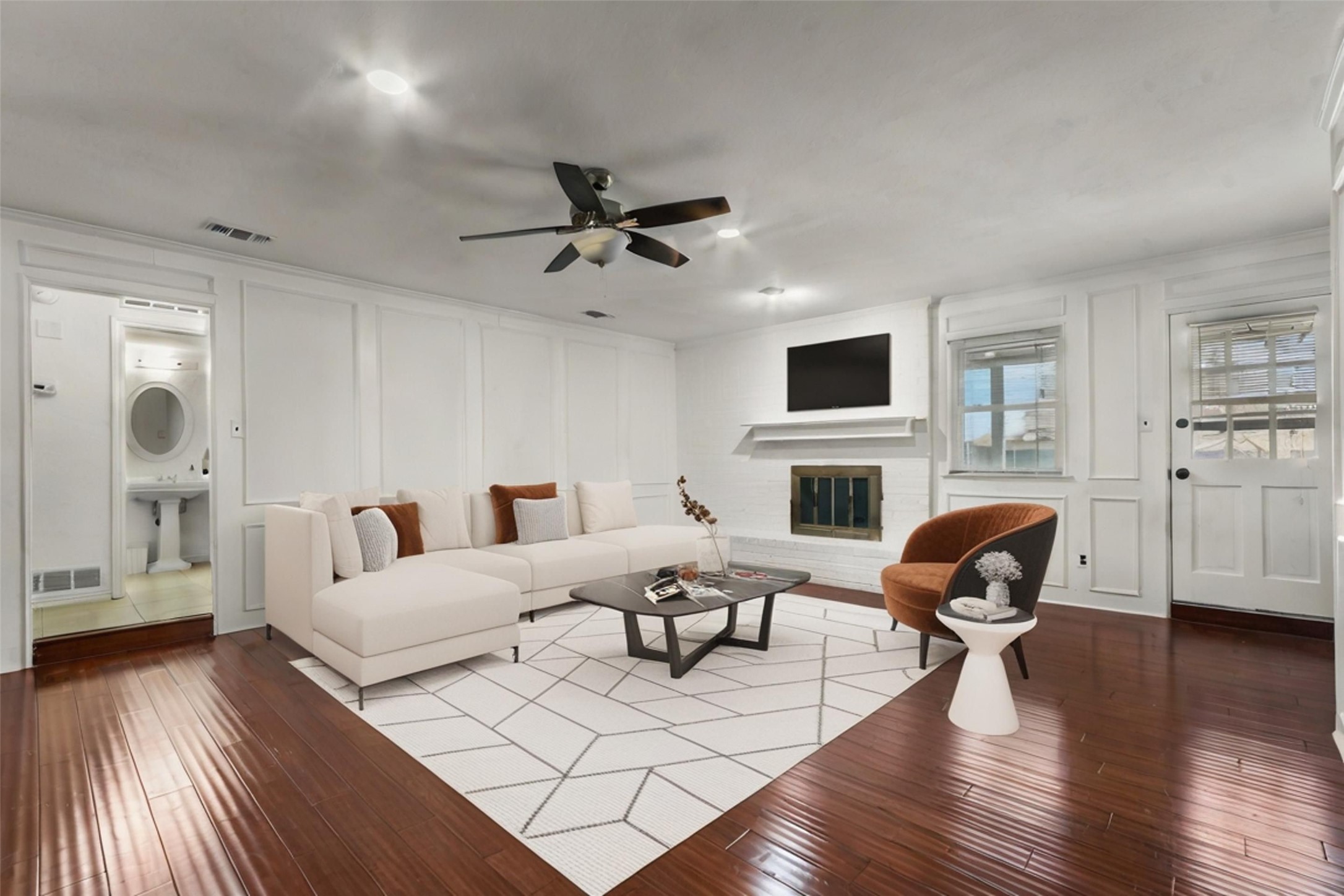 201 Kingsbridge Drive