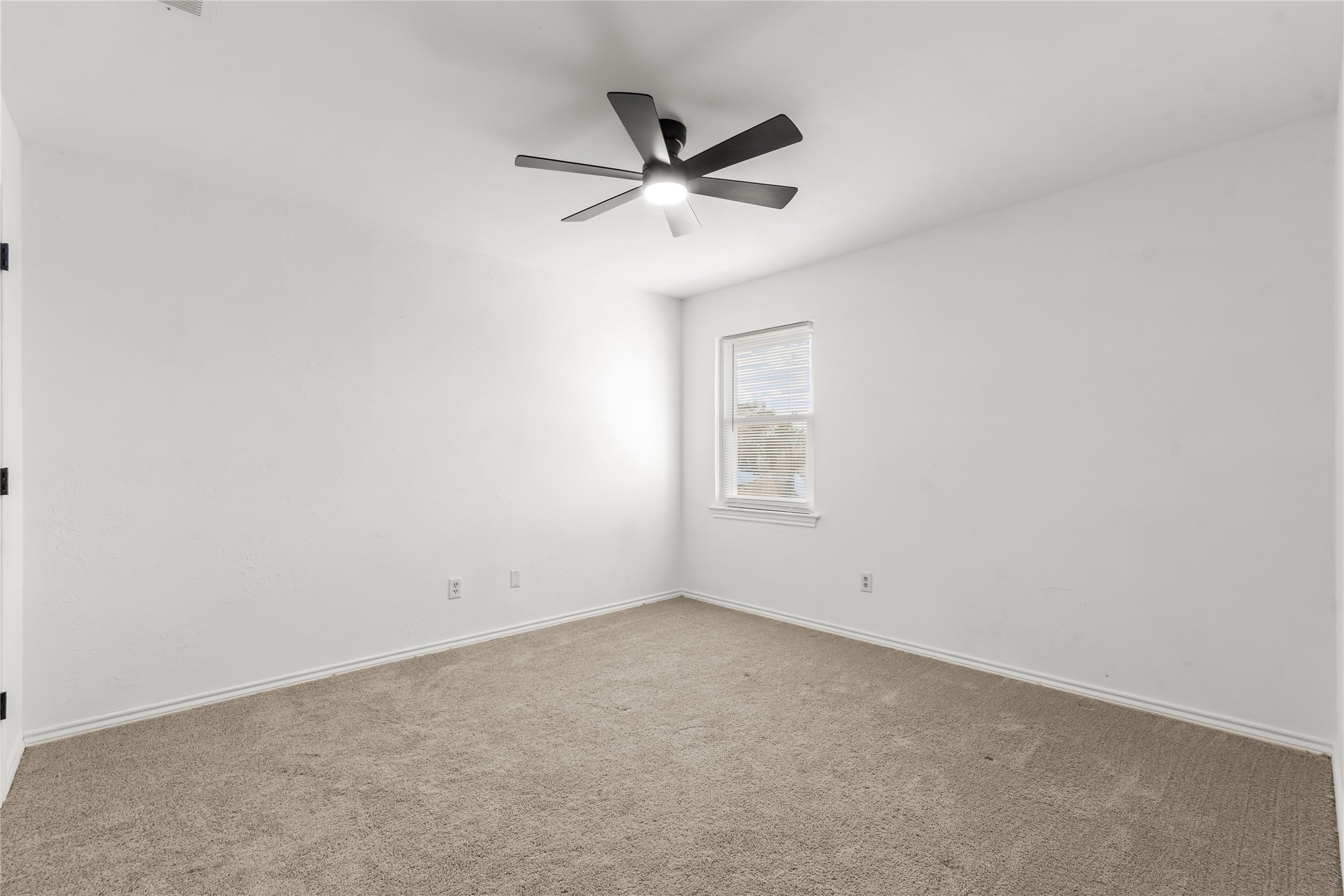 201 Kingsbridge Drive