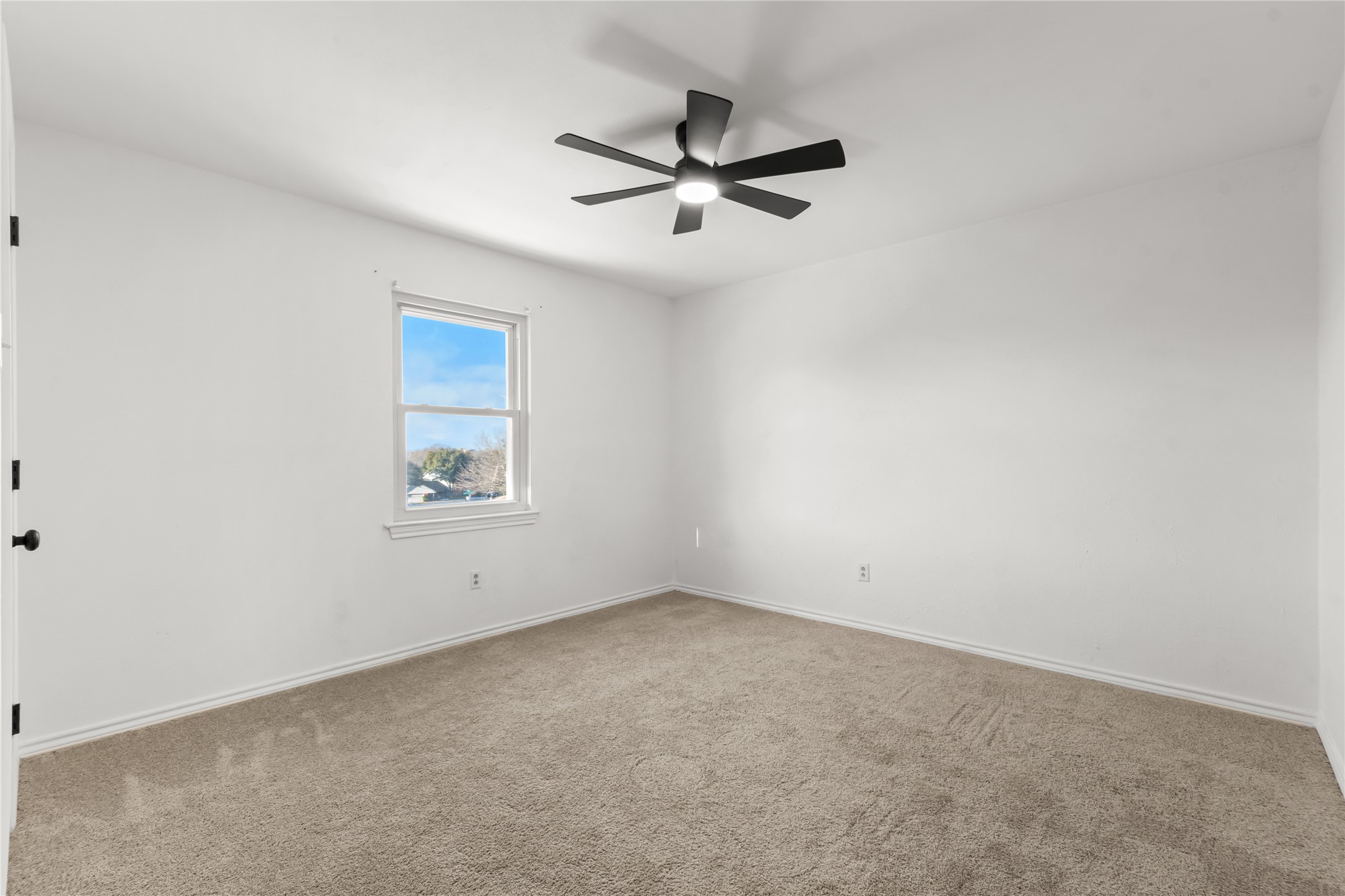 201 Kingsbridge Drive