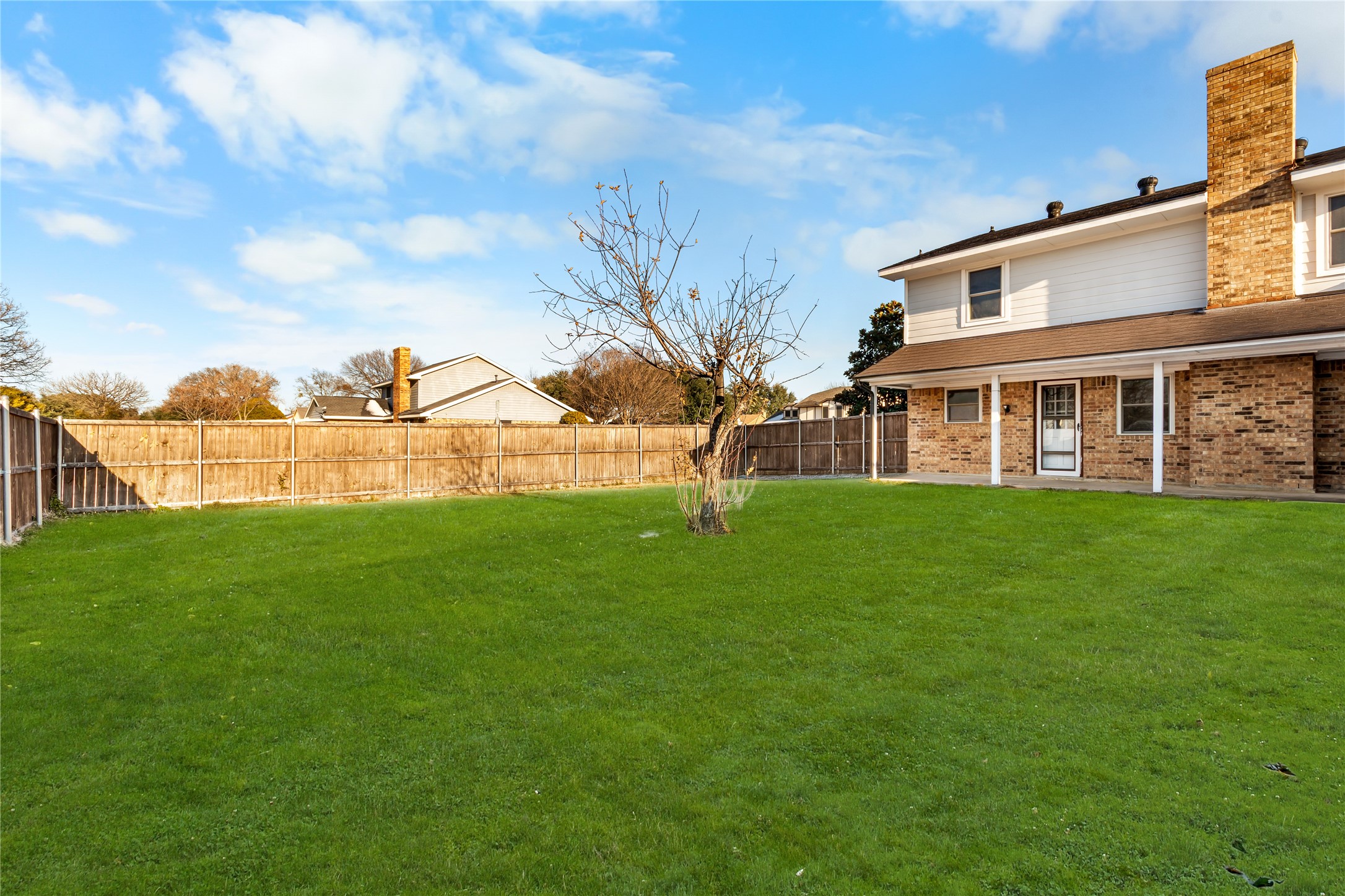 201 Kingsbridge Drive