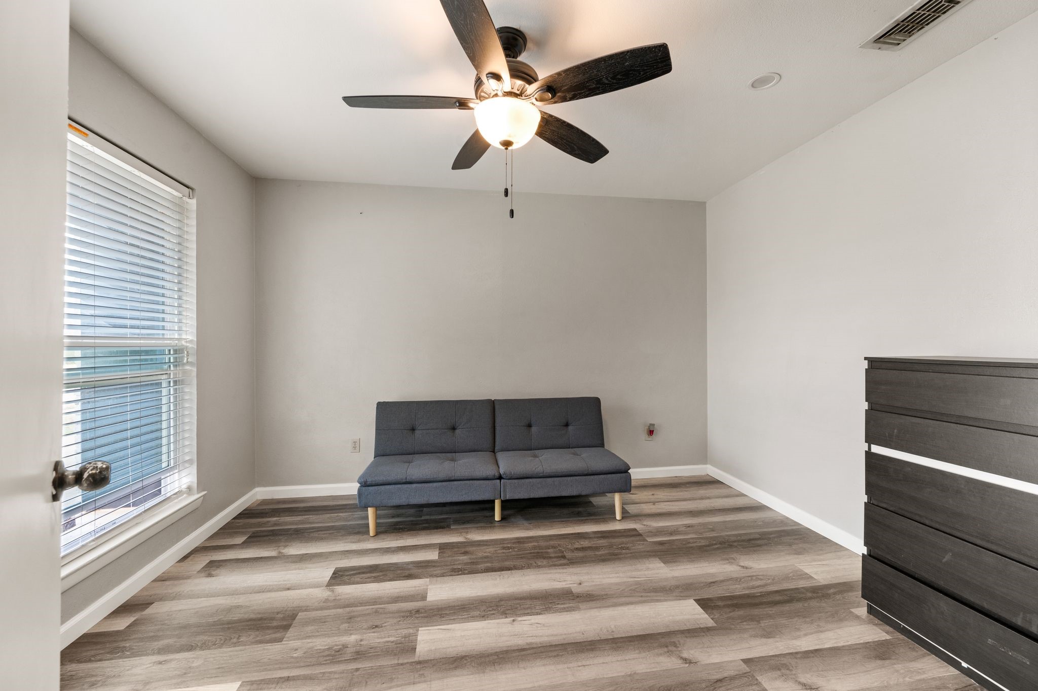 2204 Mountainview Drive