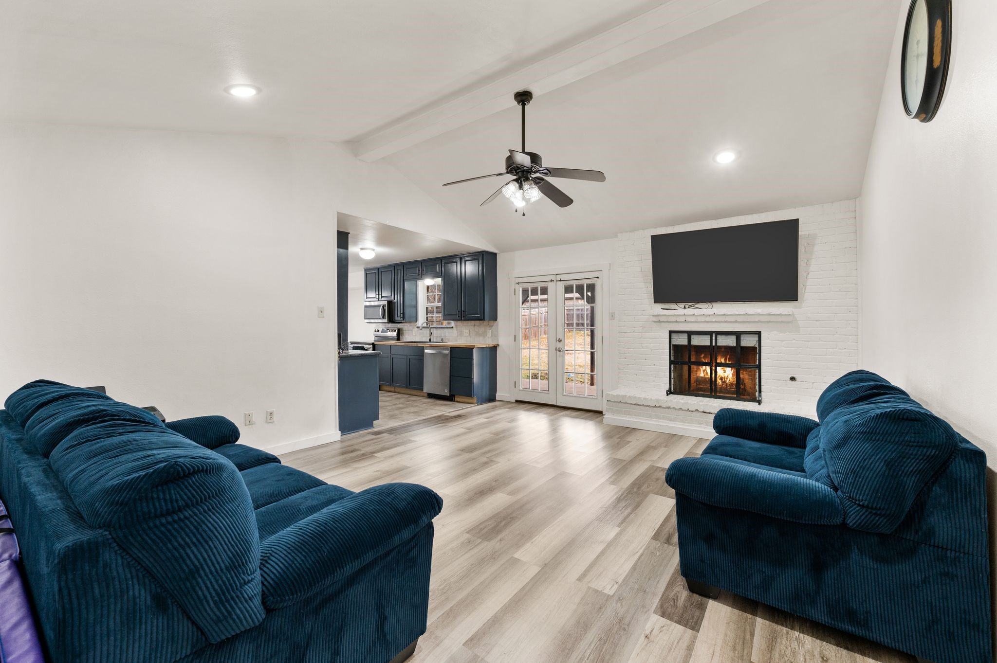 2204 Mountainview Drive