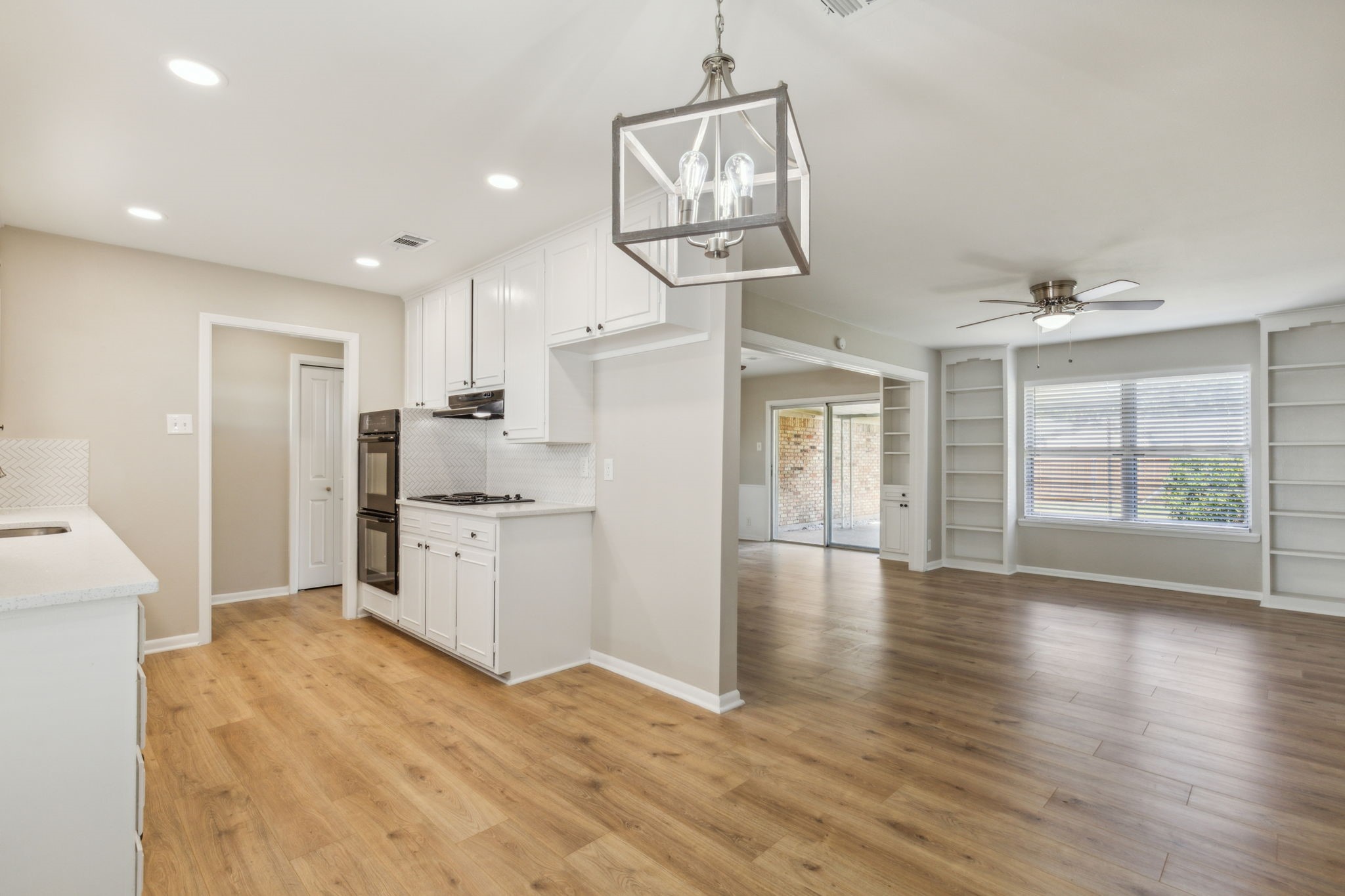 805 La Salle Drive