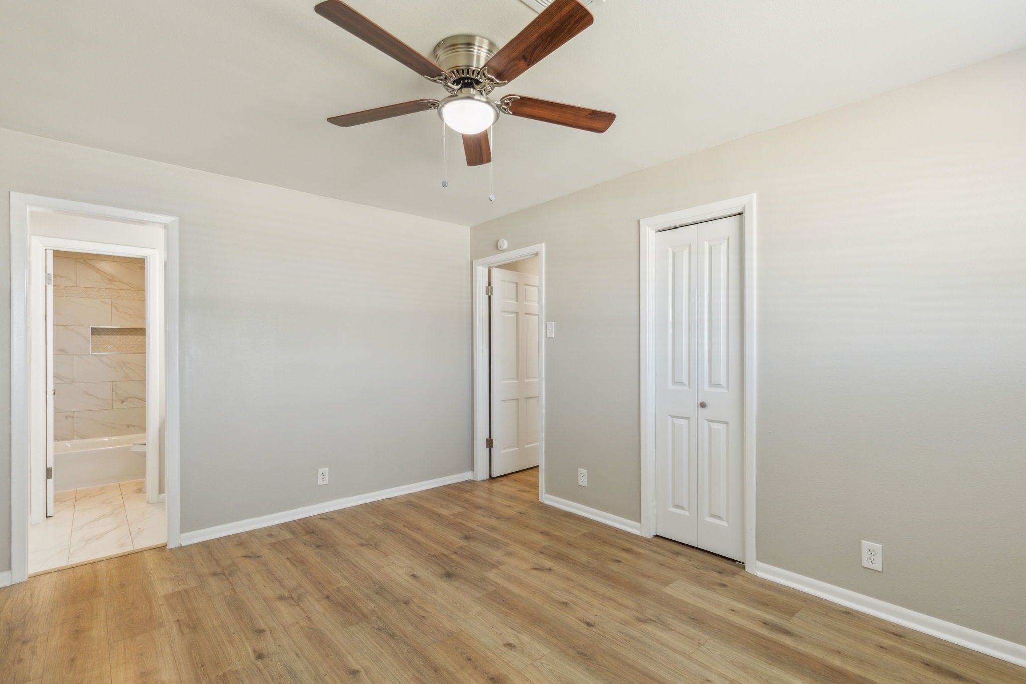 805 La Salle Drive