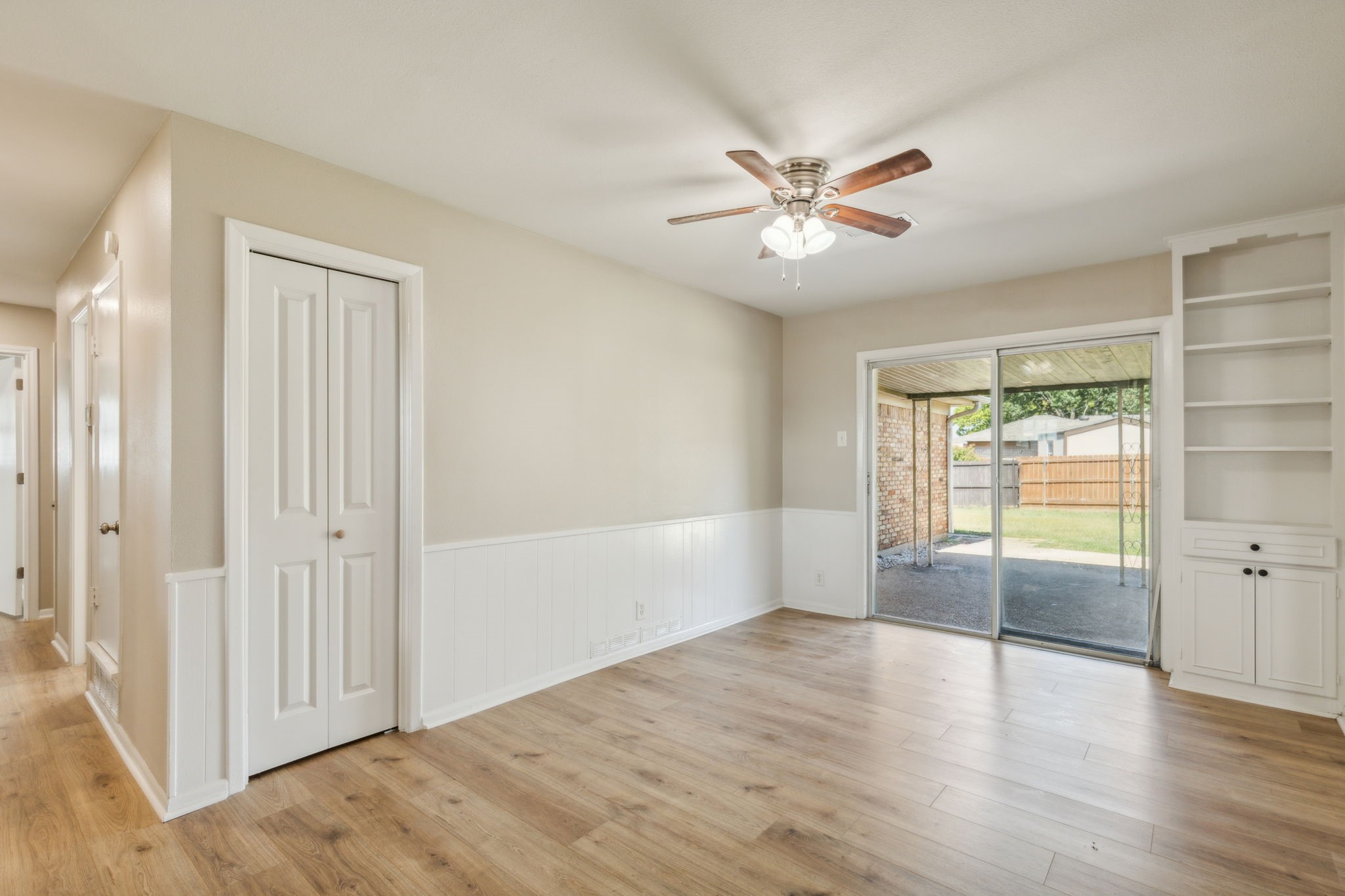 805 La Salle Drive