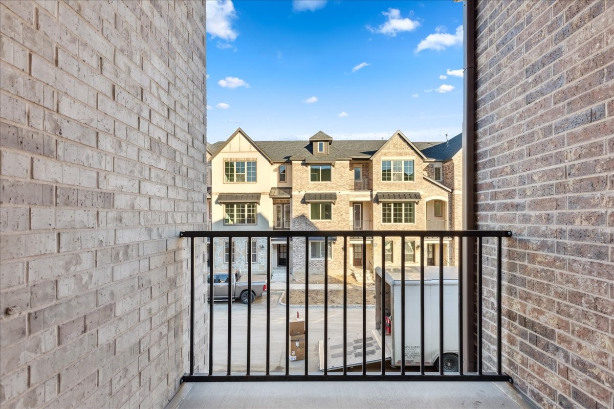 4157 Willow Pond Drive