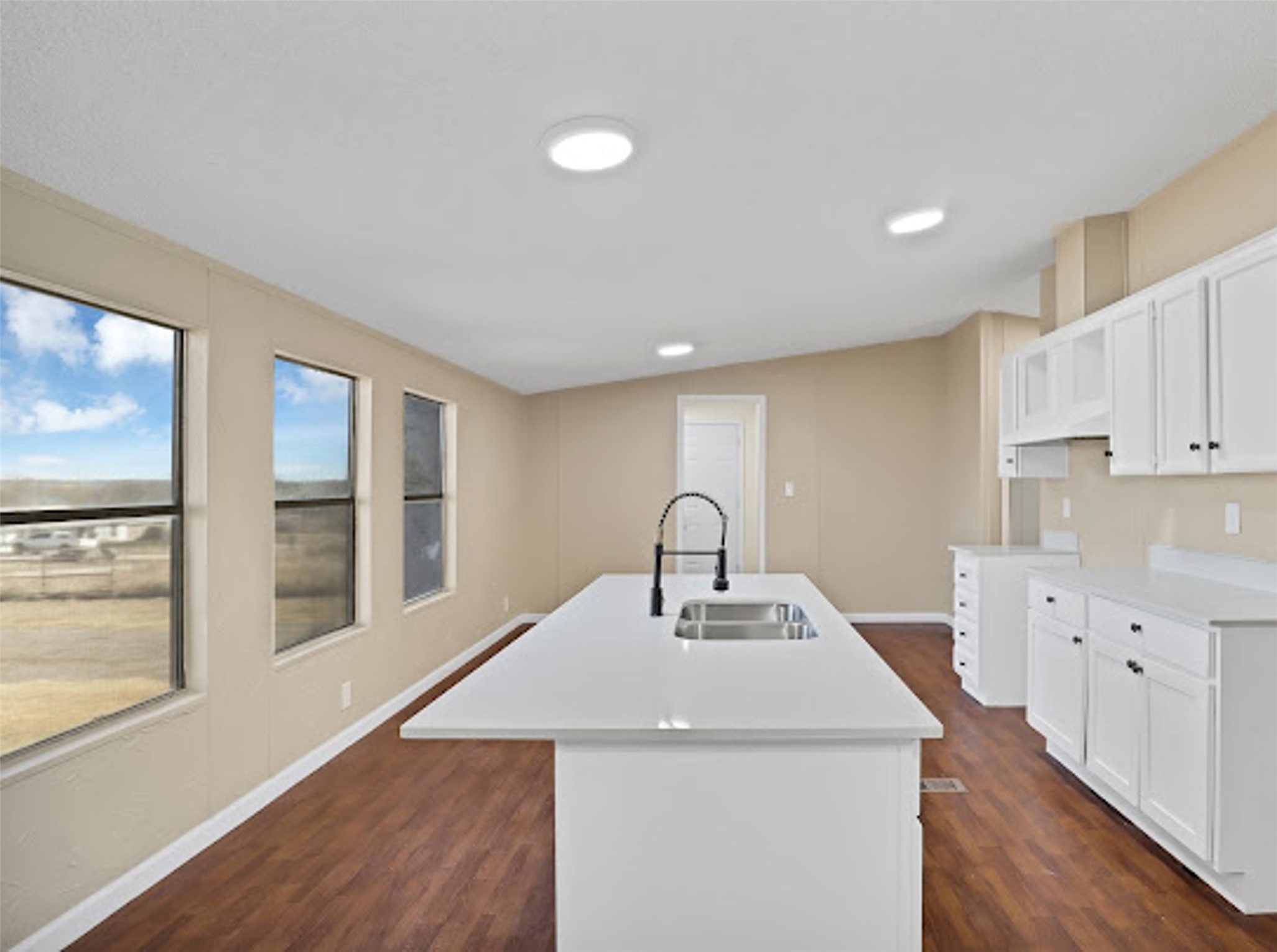 6104 Hawk Court