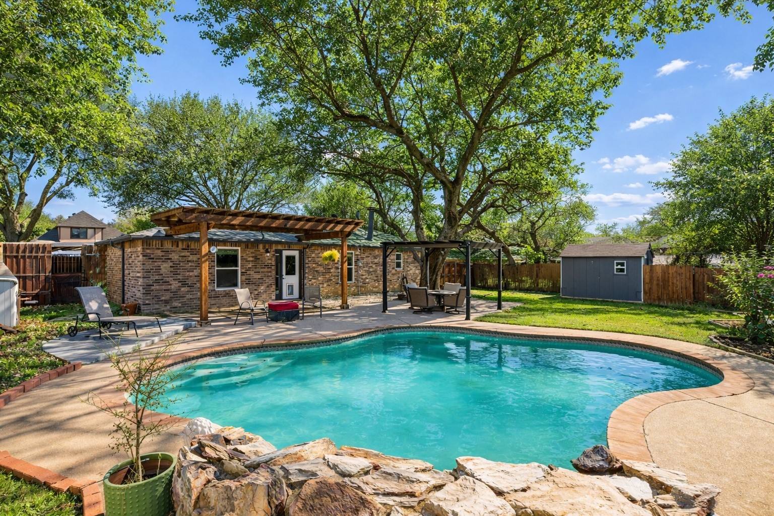 7301 Windcrest Lane