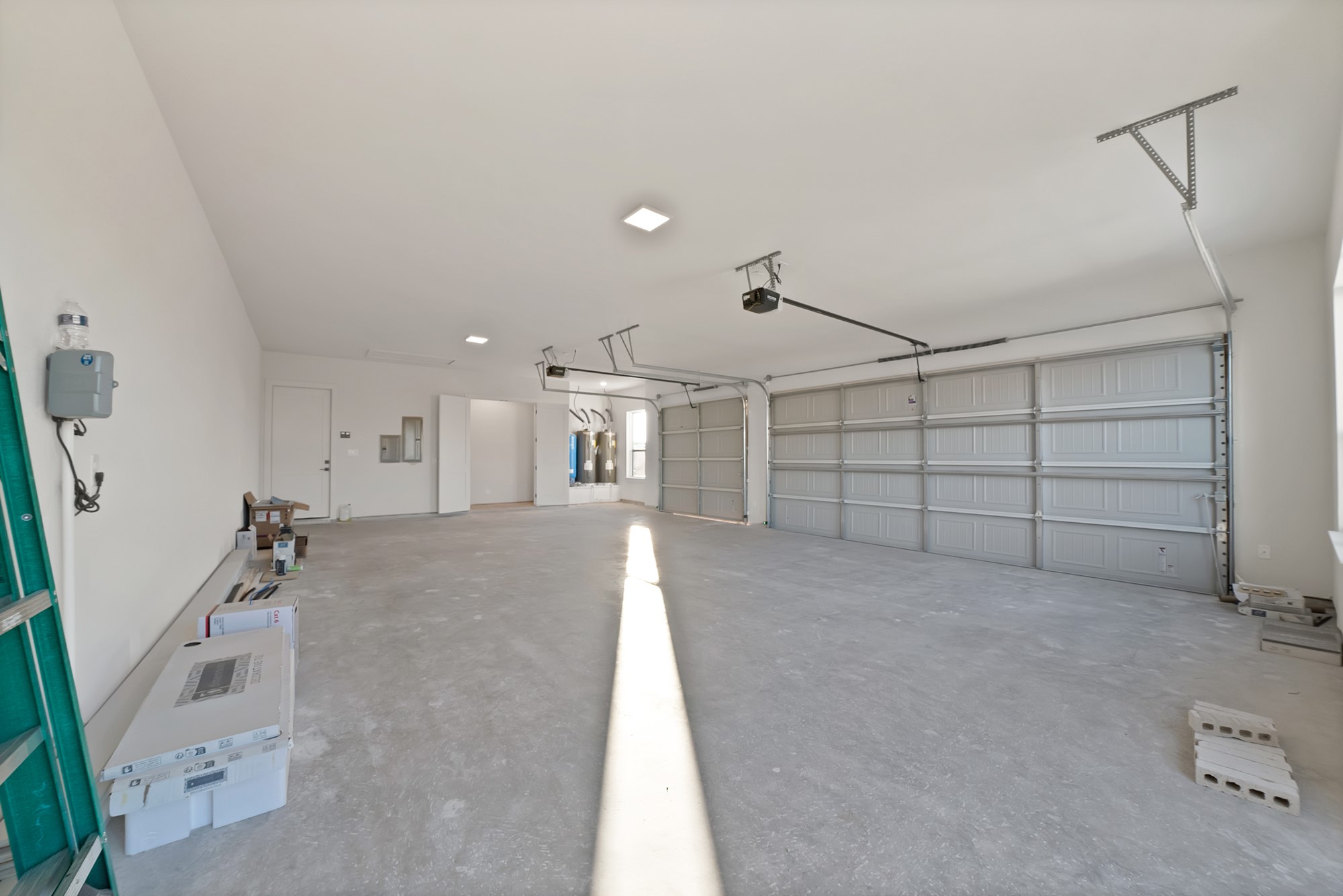 1008 Eagles Bluff Drive