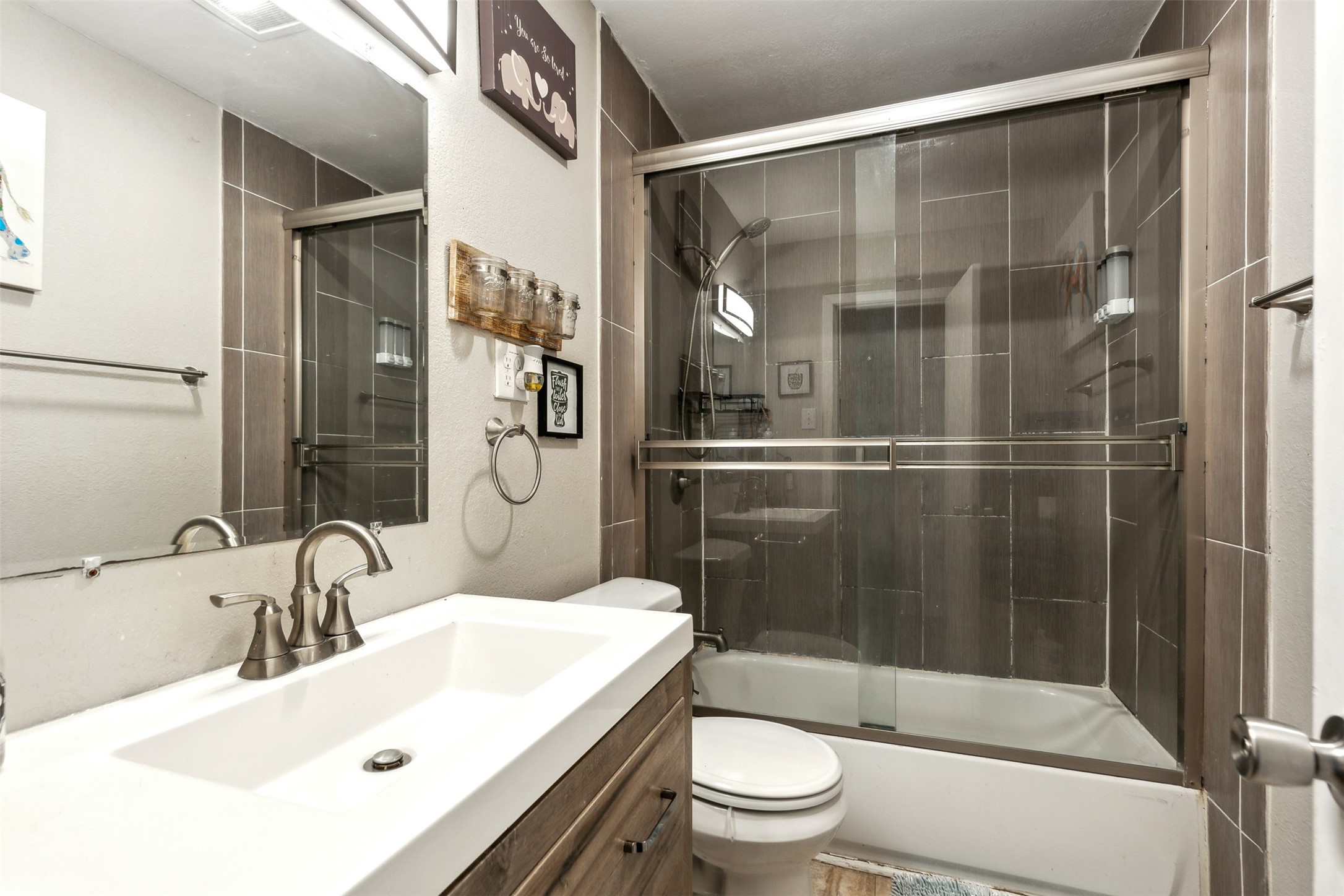 13001 Timothy Lane