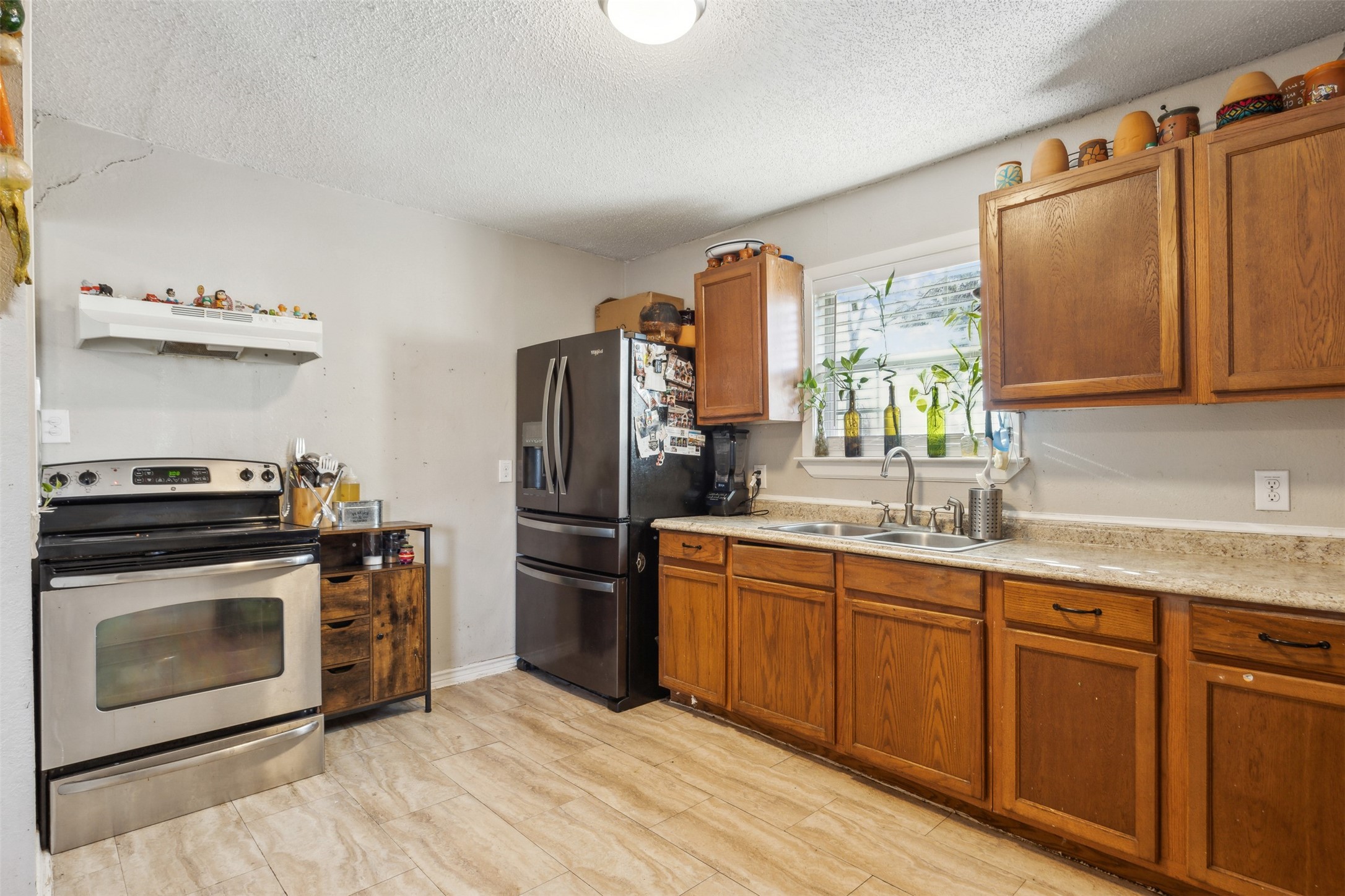 13001 Timothy Lane