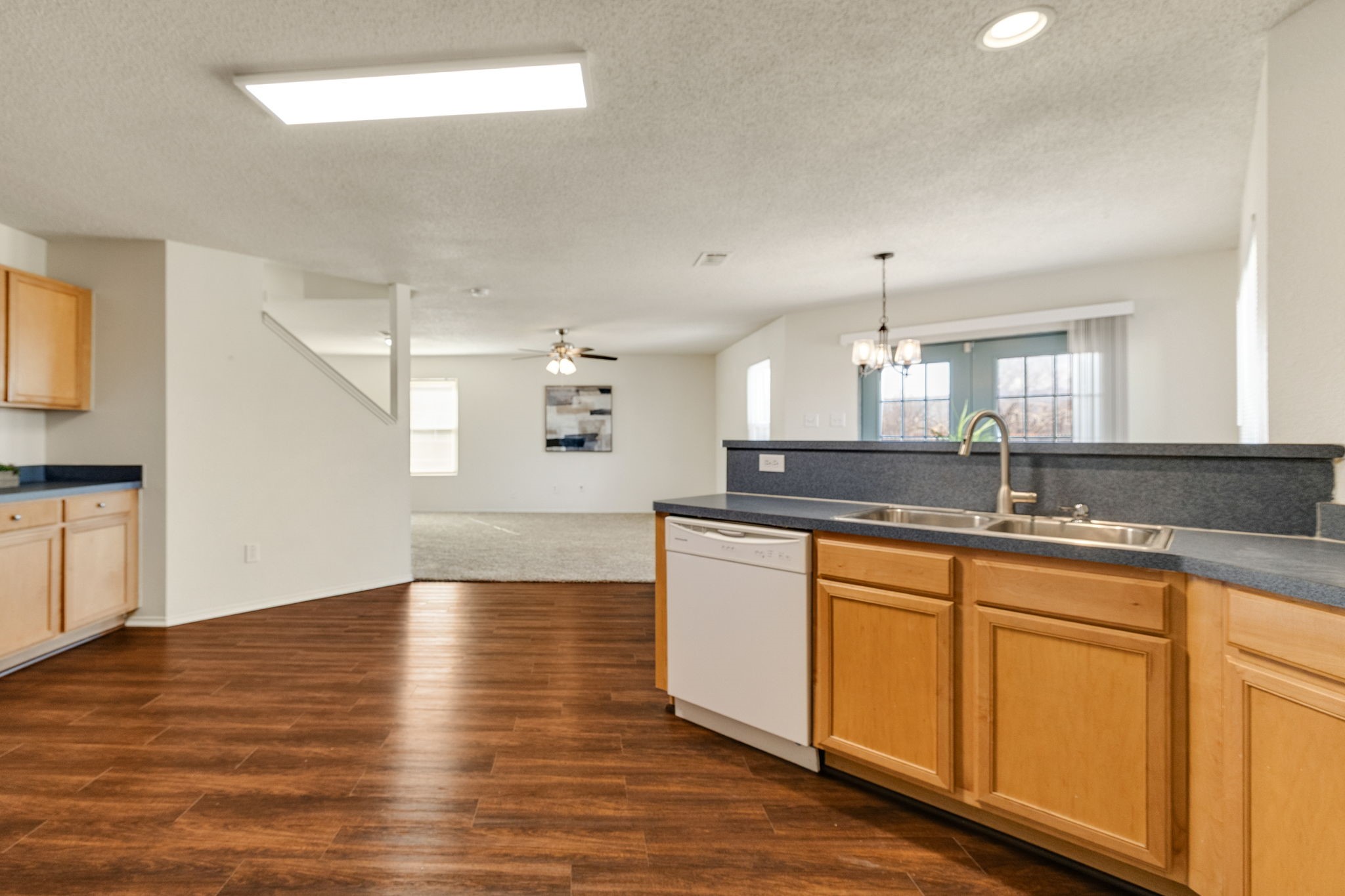 904 Canary Drive