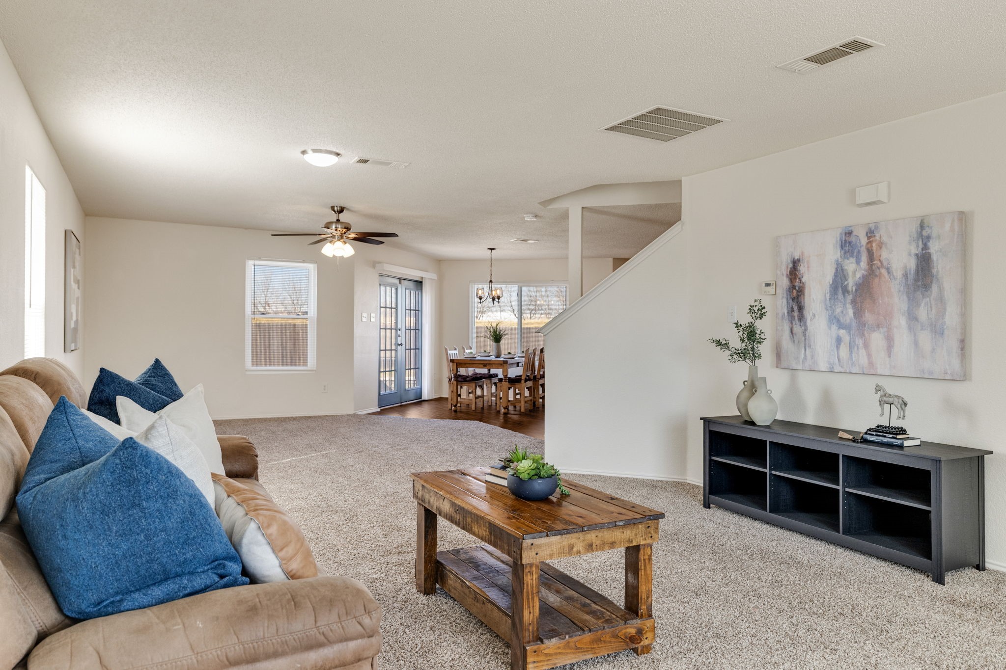 904 Canary Drive