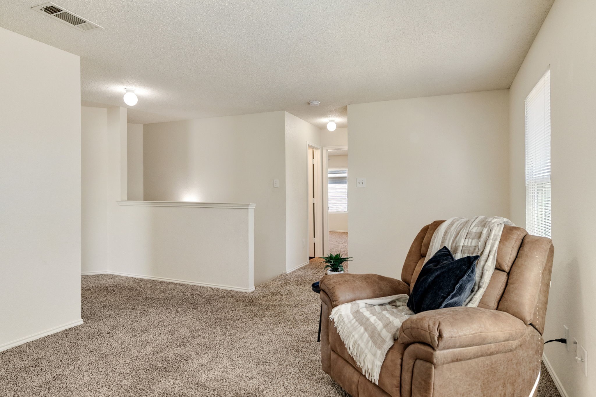 904 Canary Drive