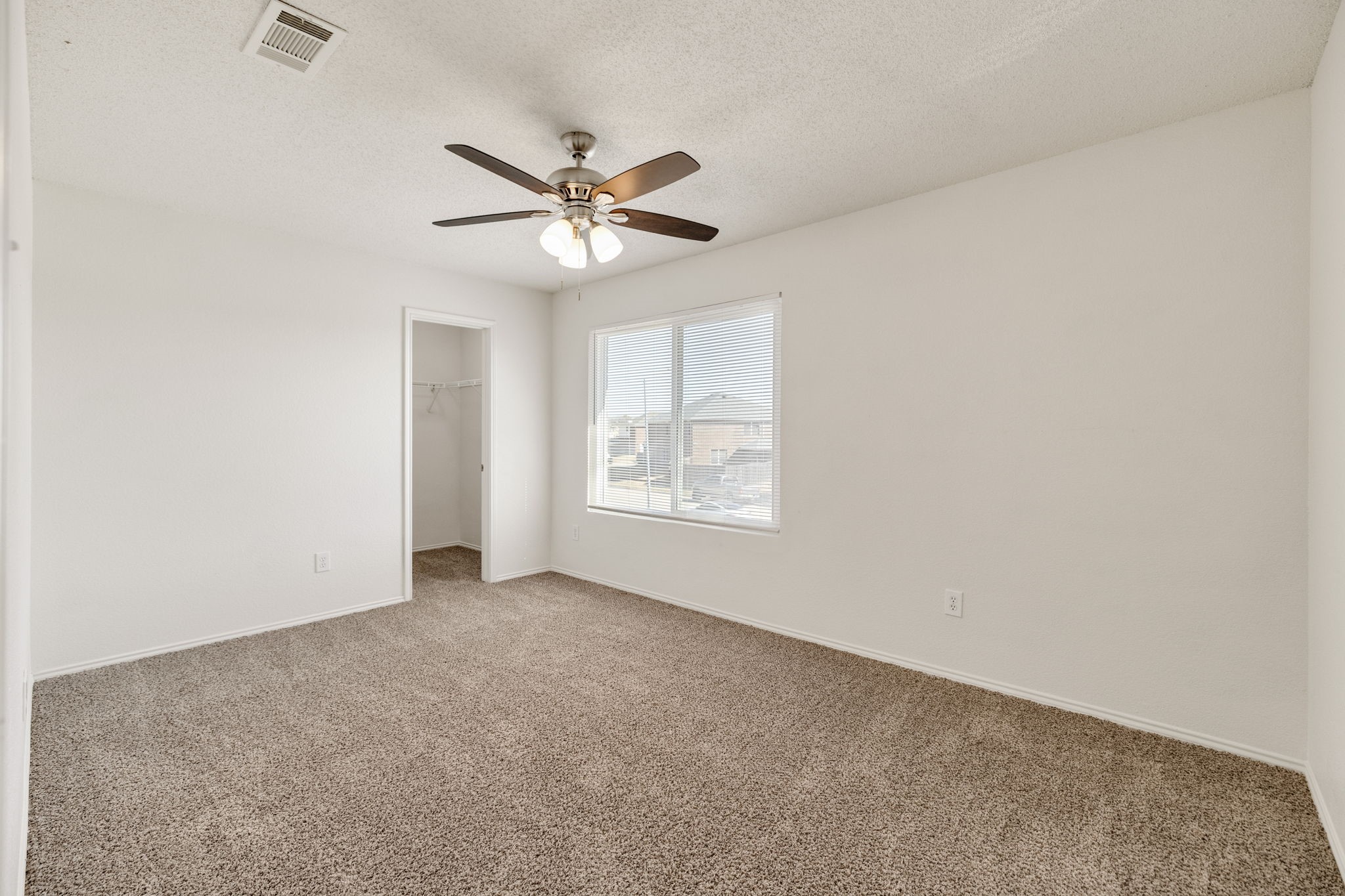 904 Canary Drive