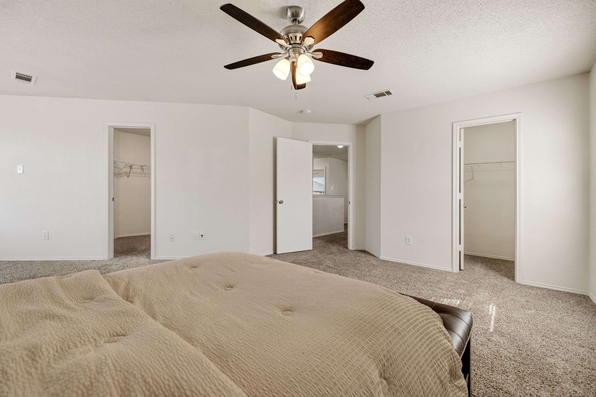 904 Canary Drive