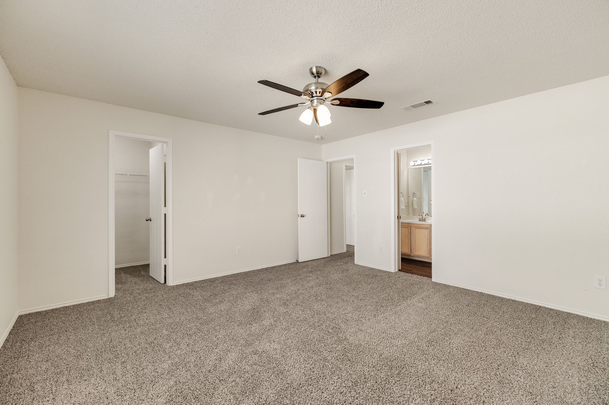 904 Canary Drive