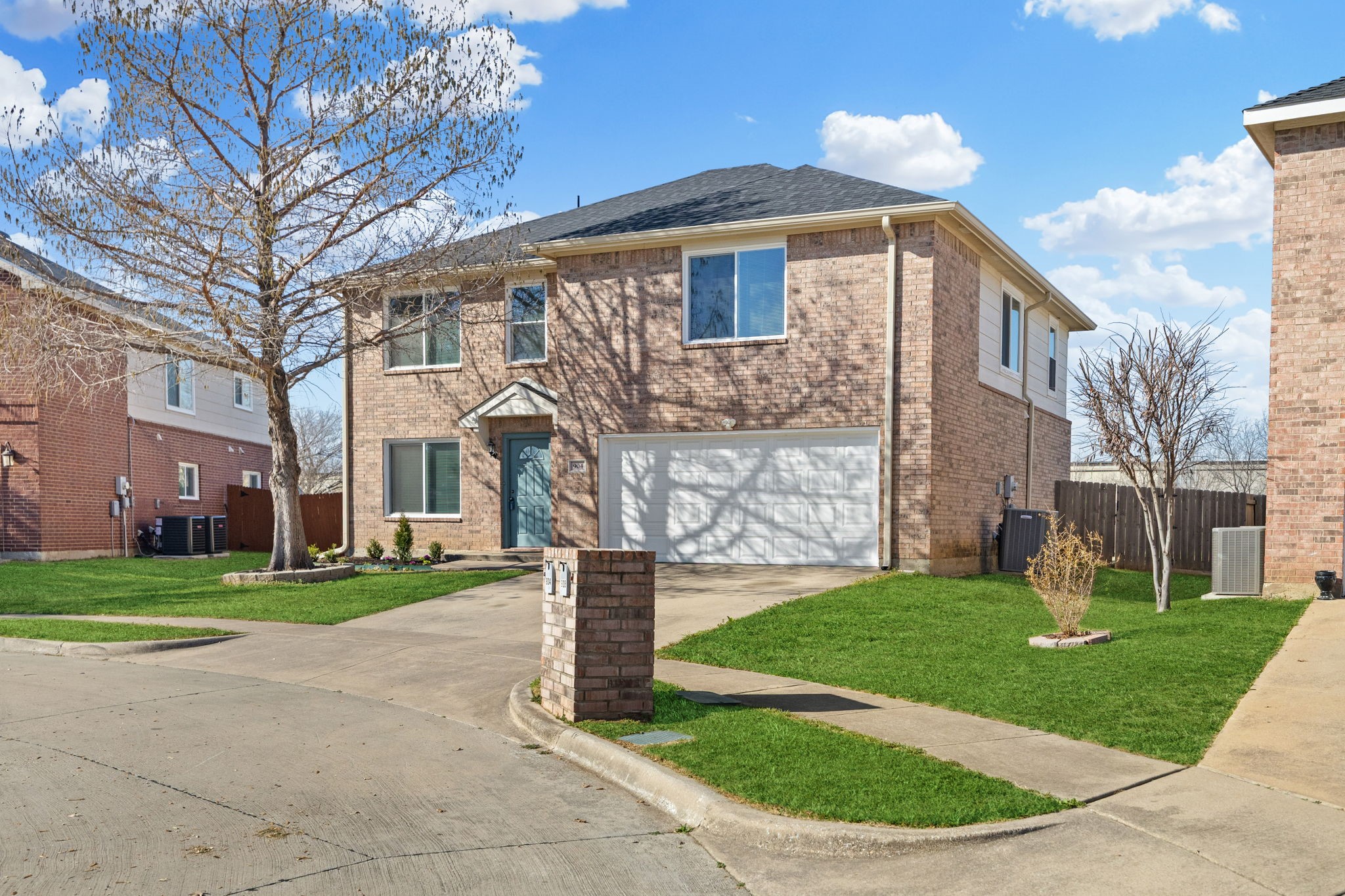 904 Canary Drive