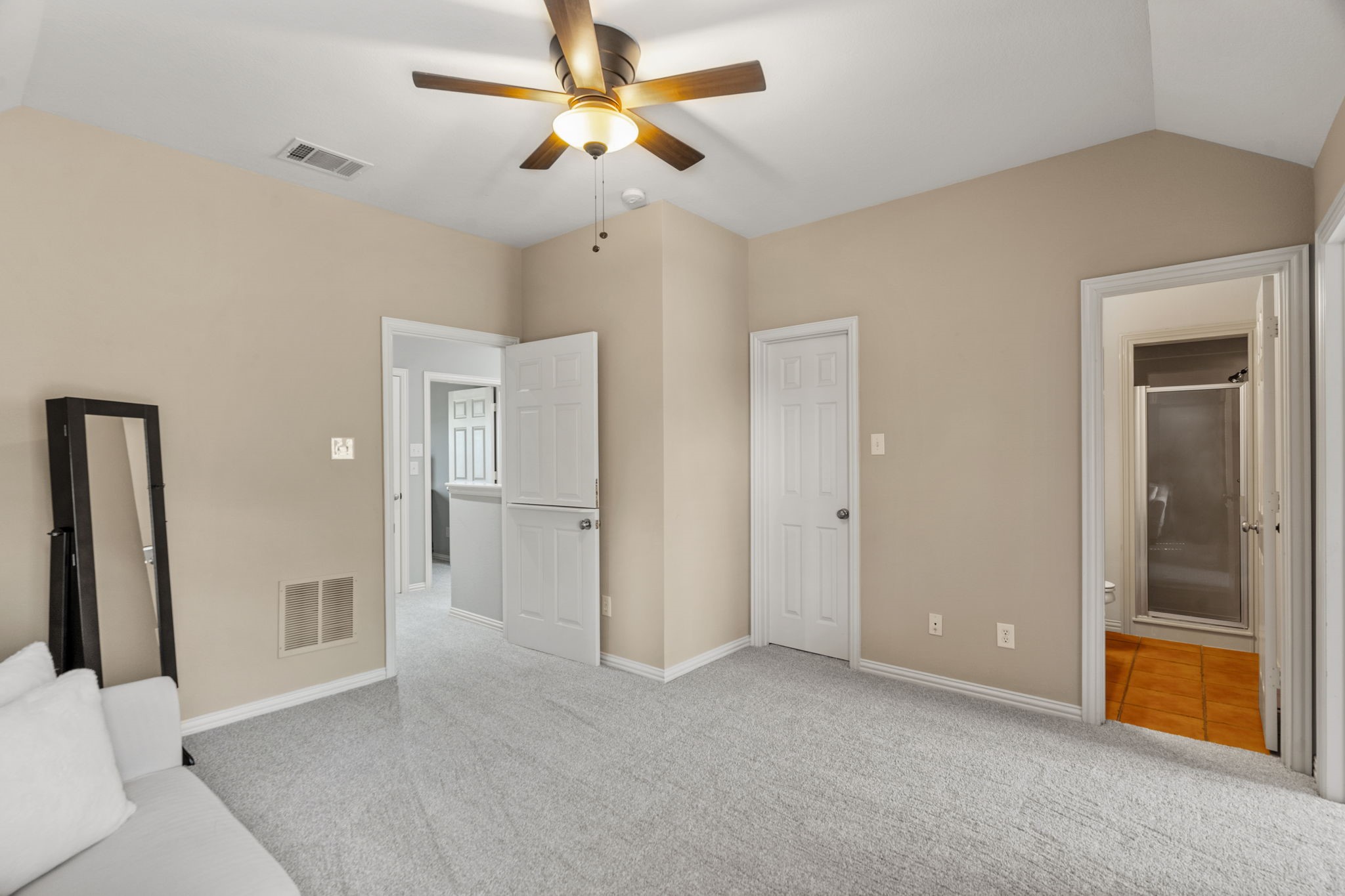 106 E Fork Road