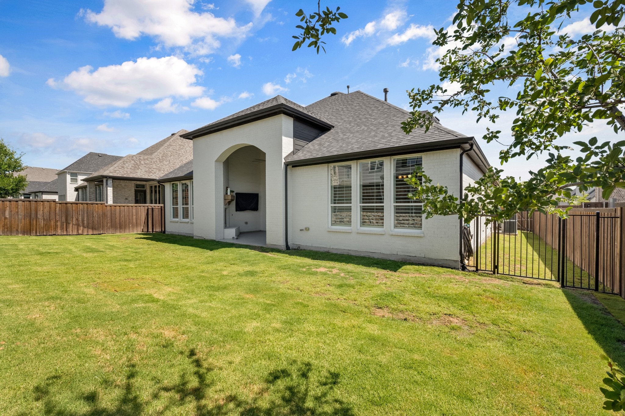 2320 Sandalwood Drive