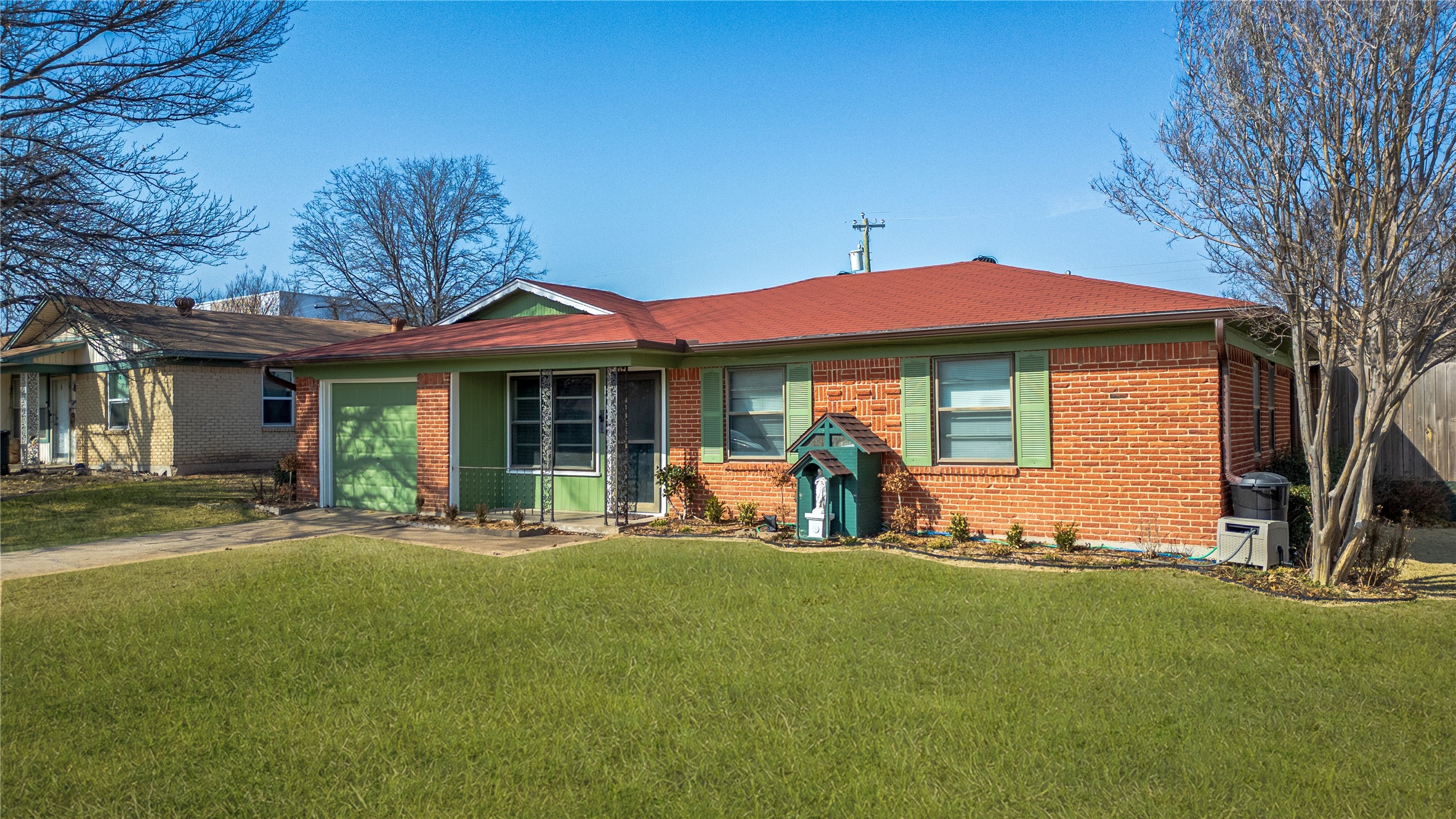 2205 Anita Drive