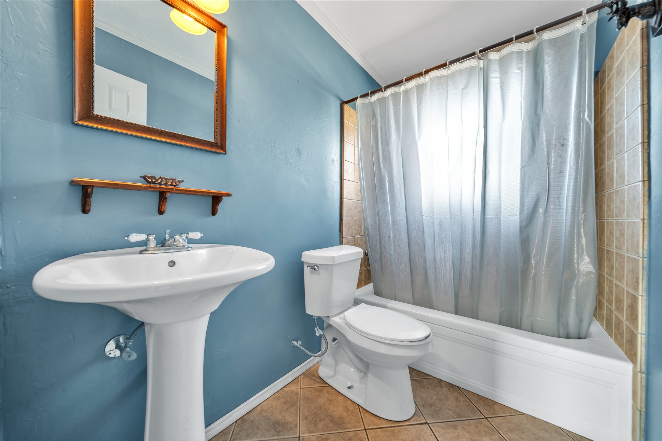 2205 Anita Drive
