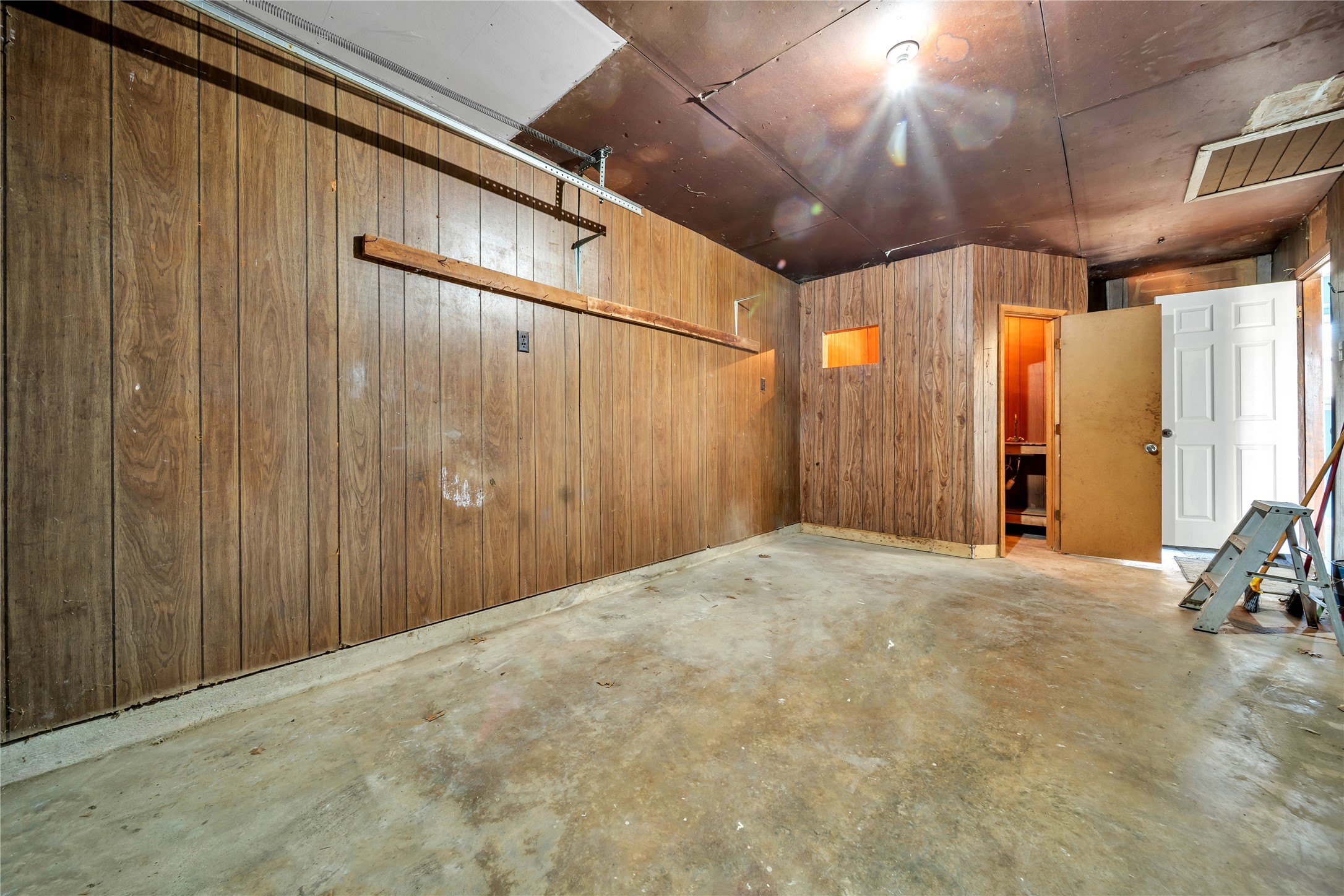 2205 Anita Drive